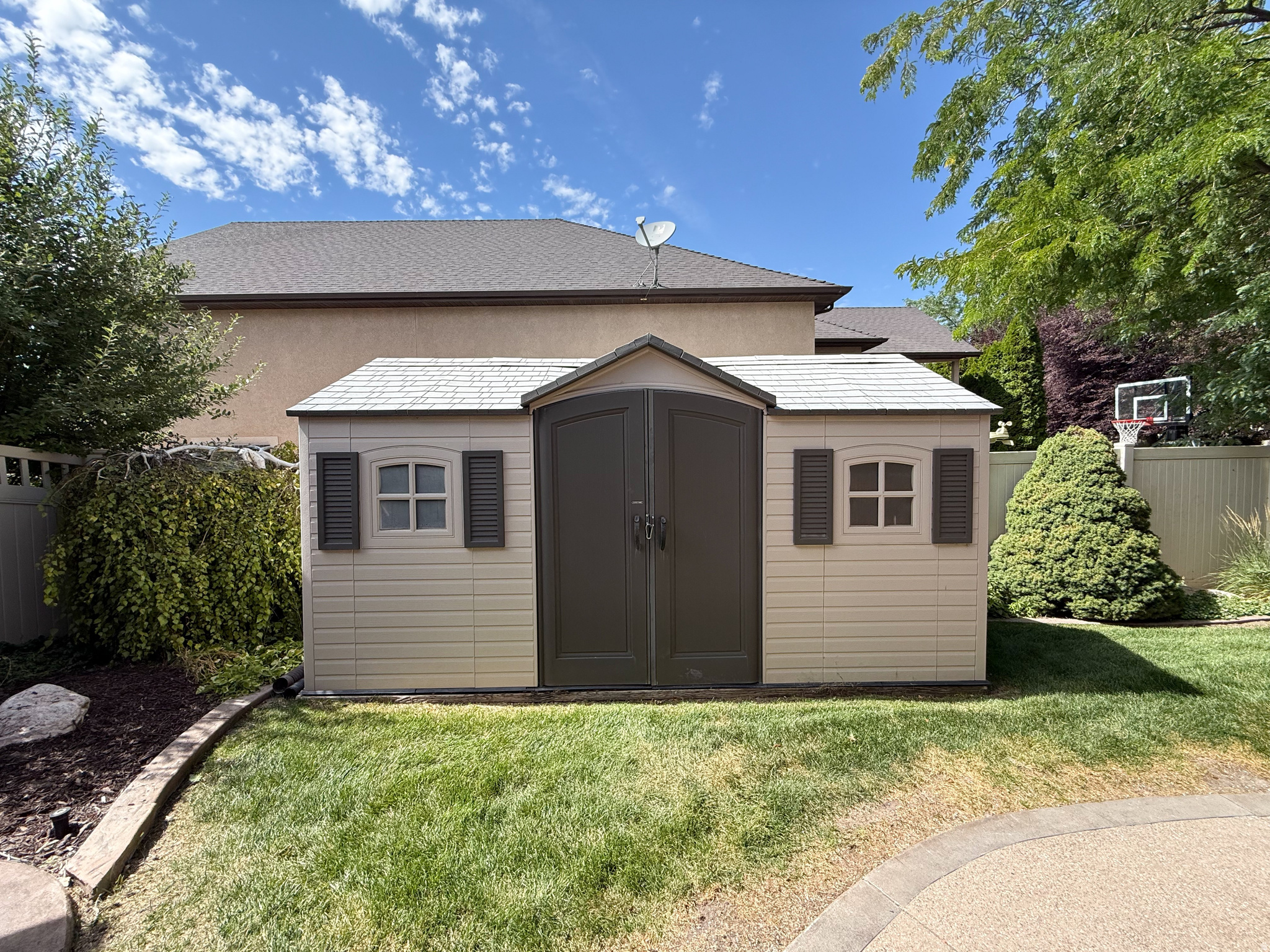 main property photo 22