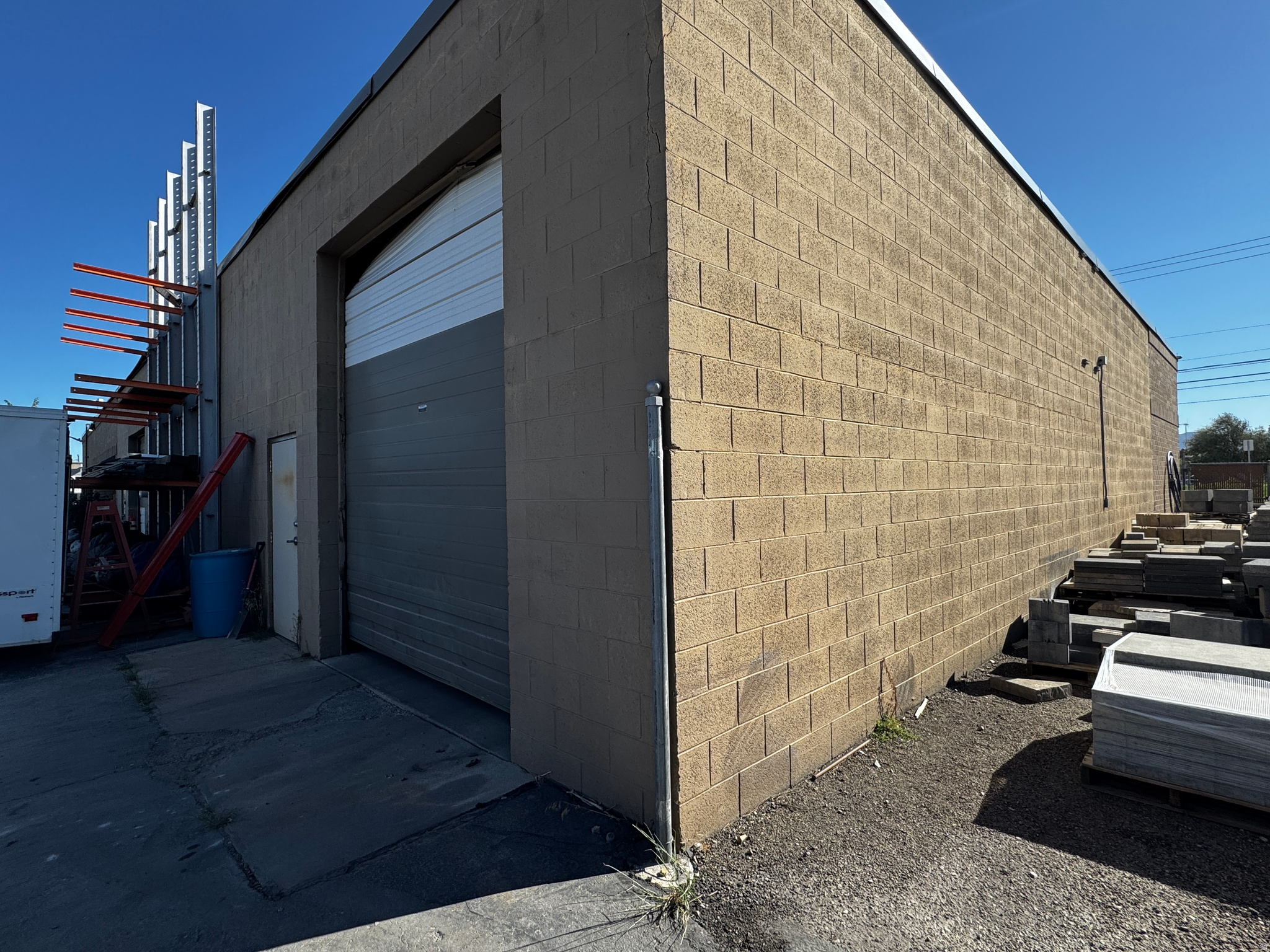 main property photo 24