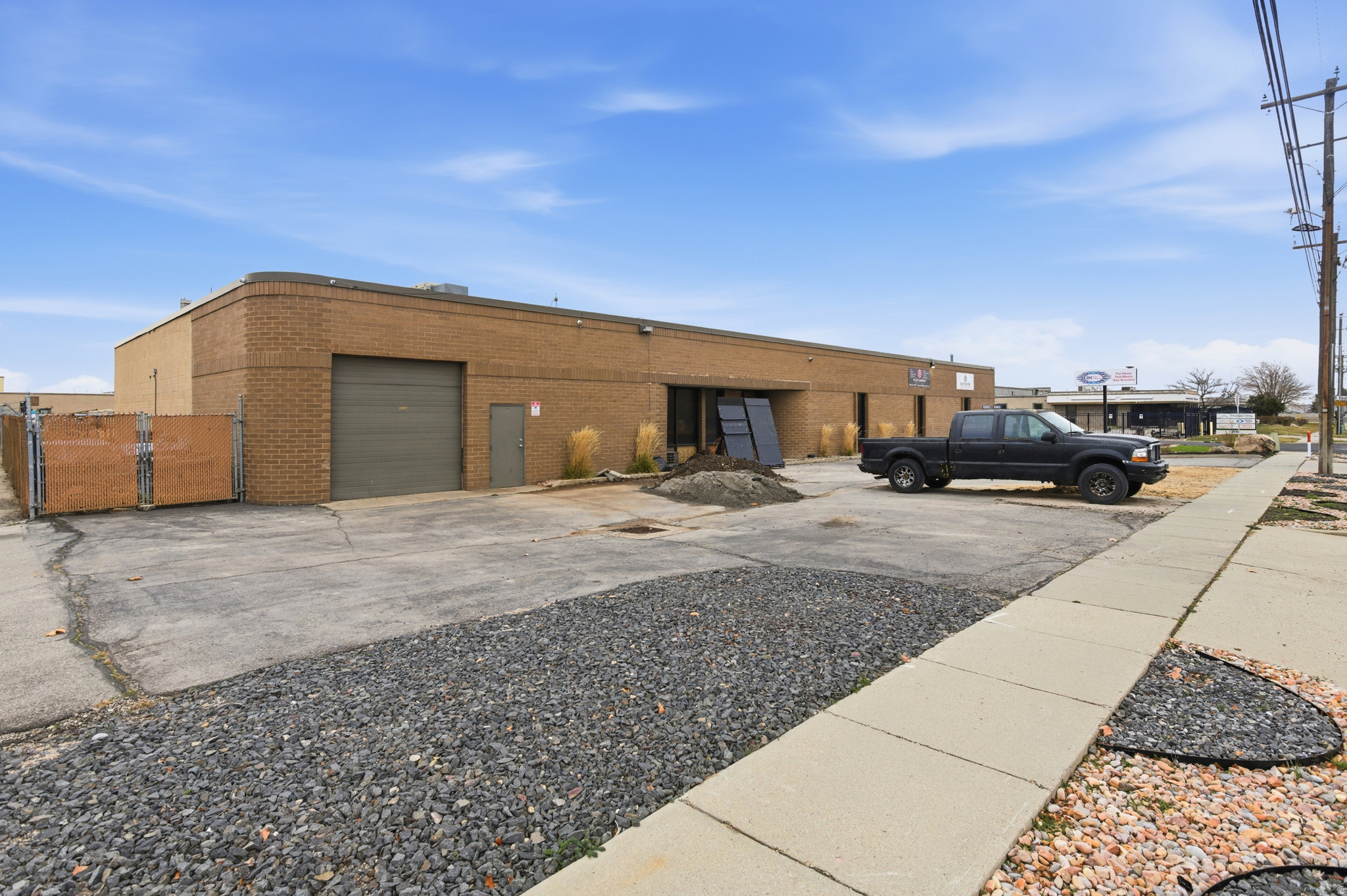 main property photo 5