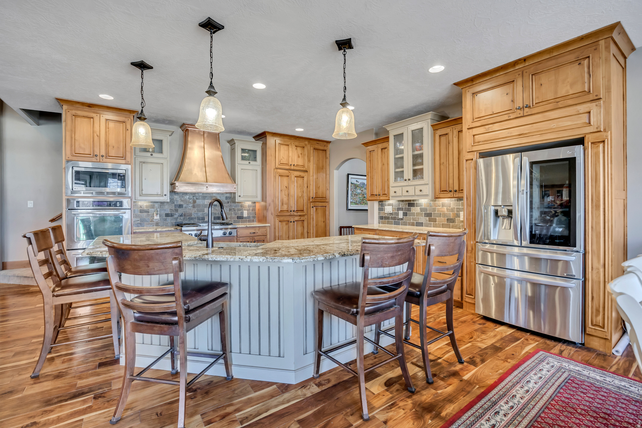 main property photo 5
