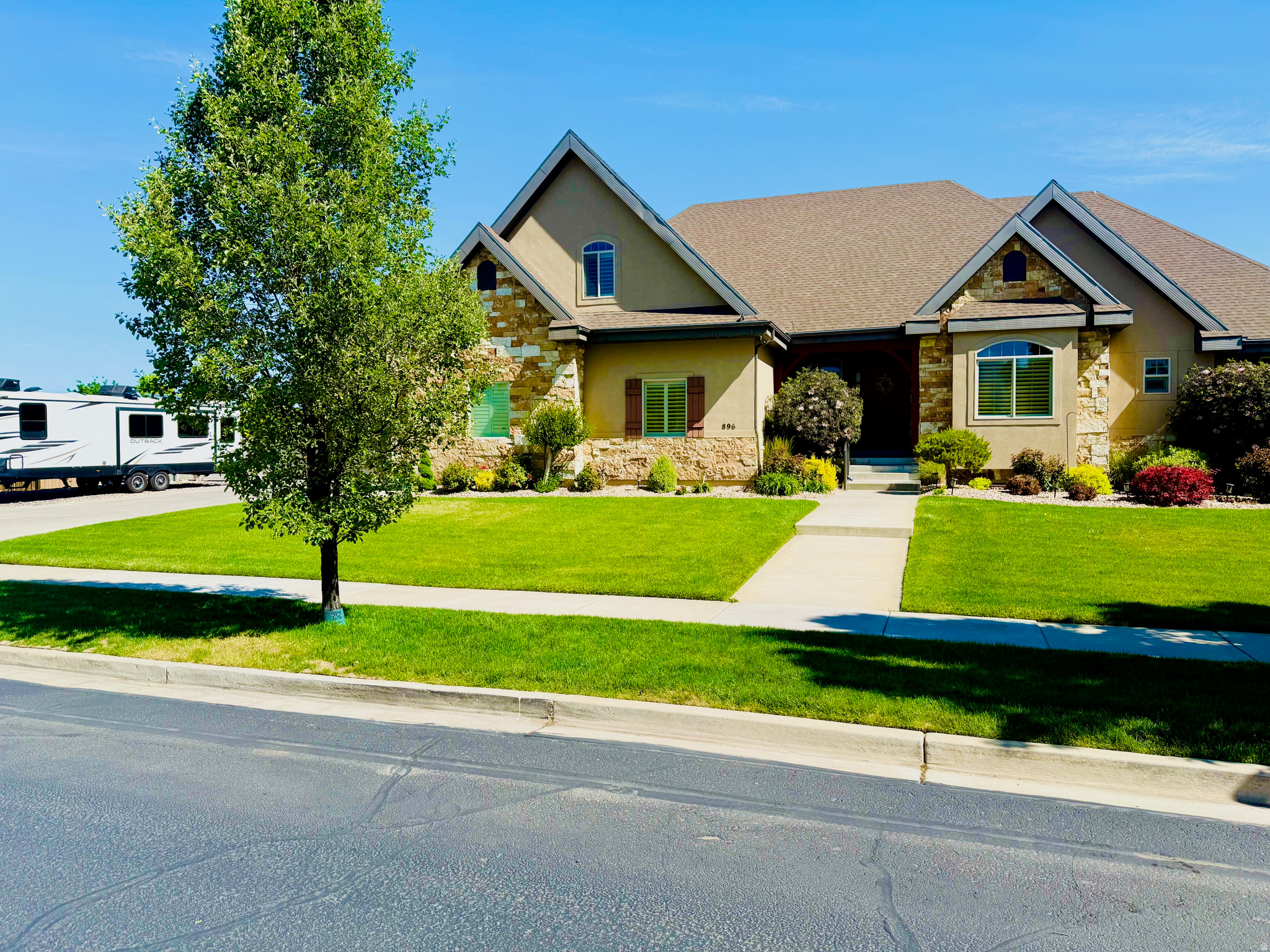 main property photo 76