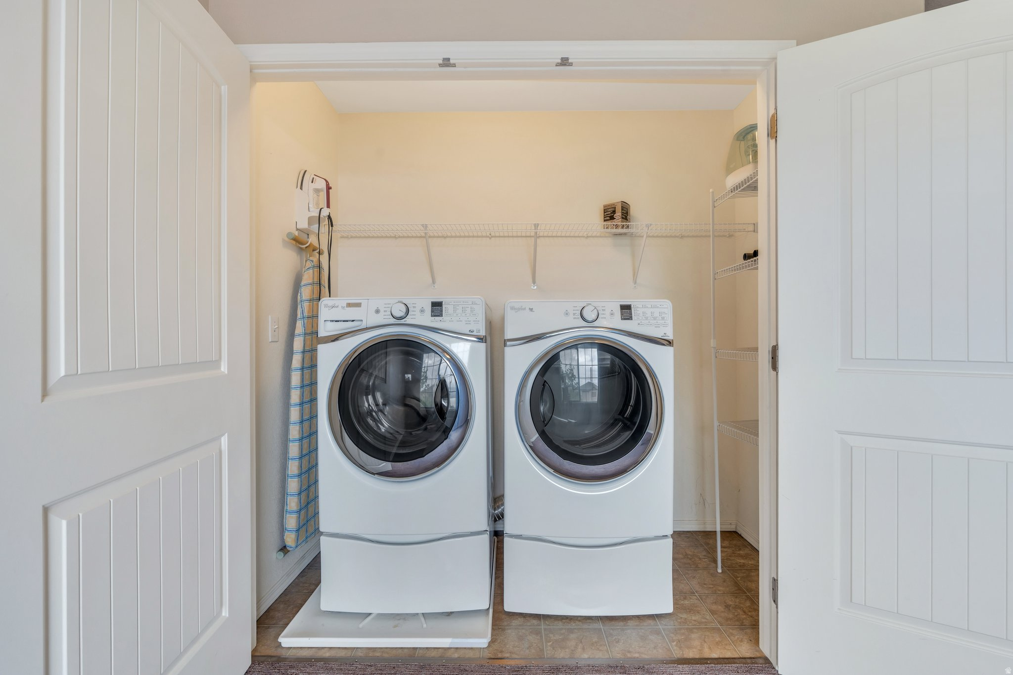 main property photo 20