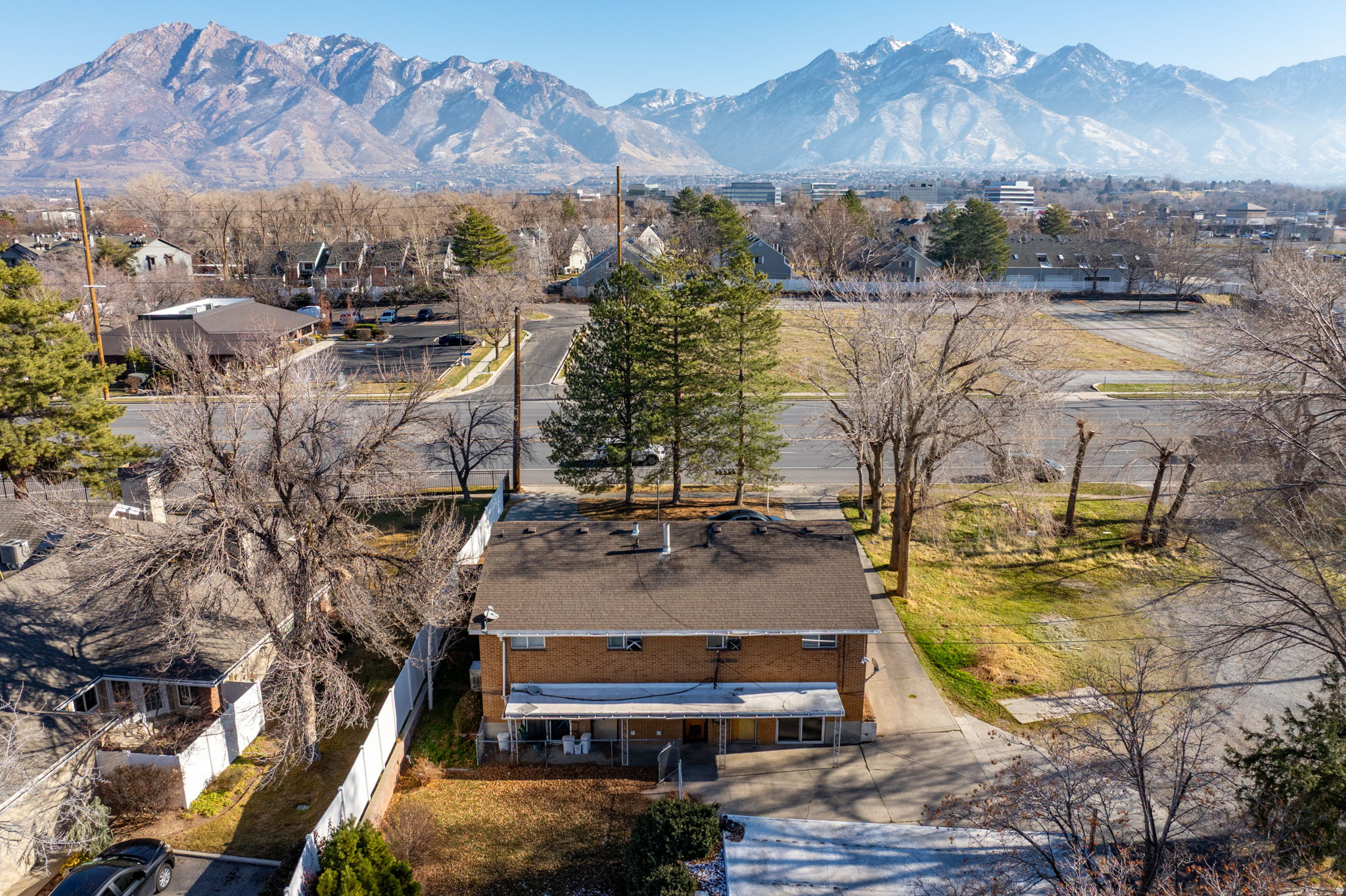 main property photo 18