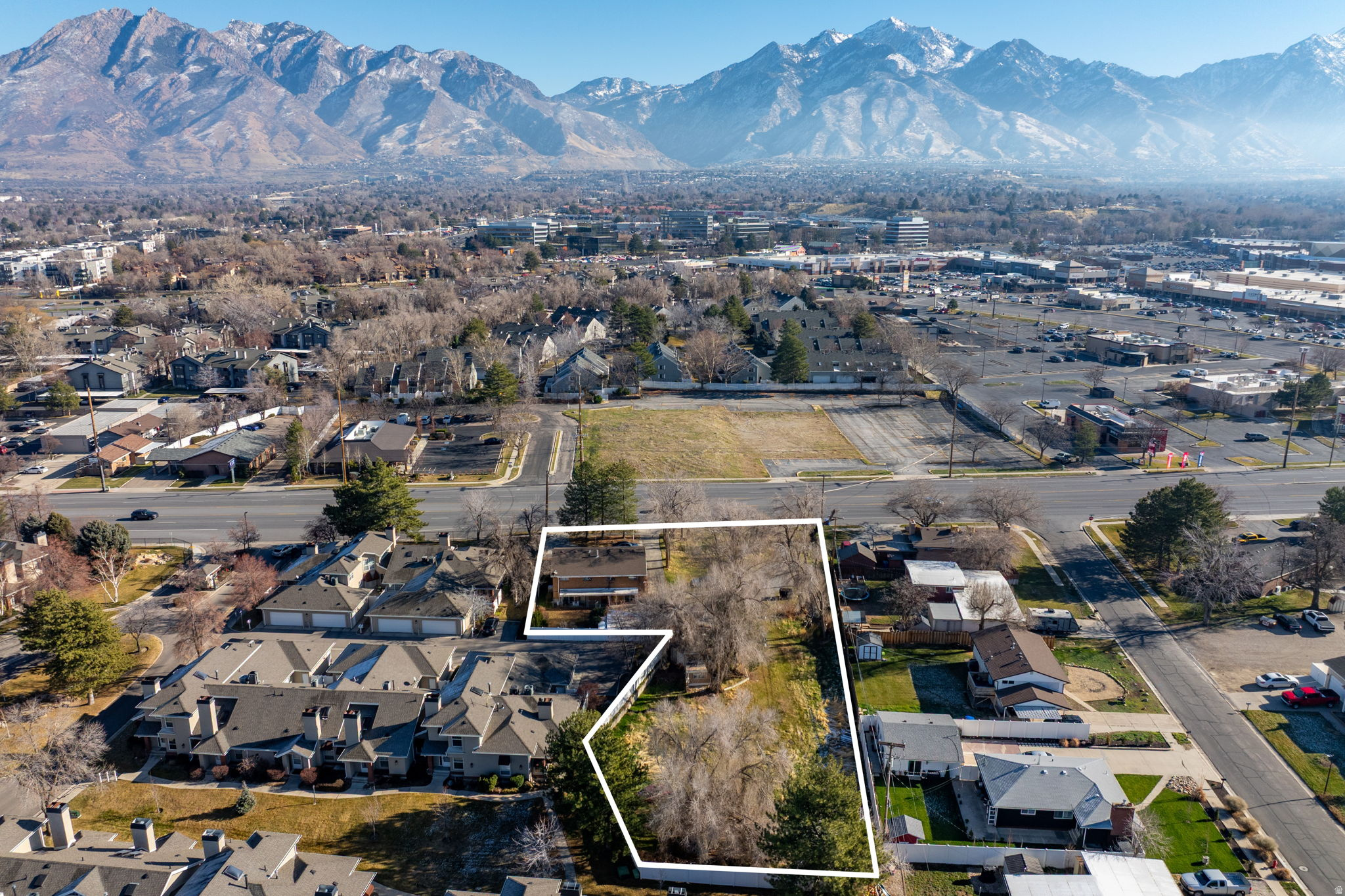 main property photo 13