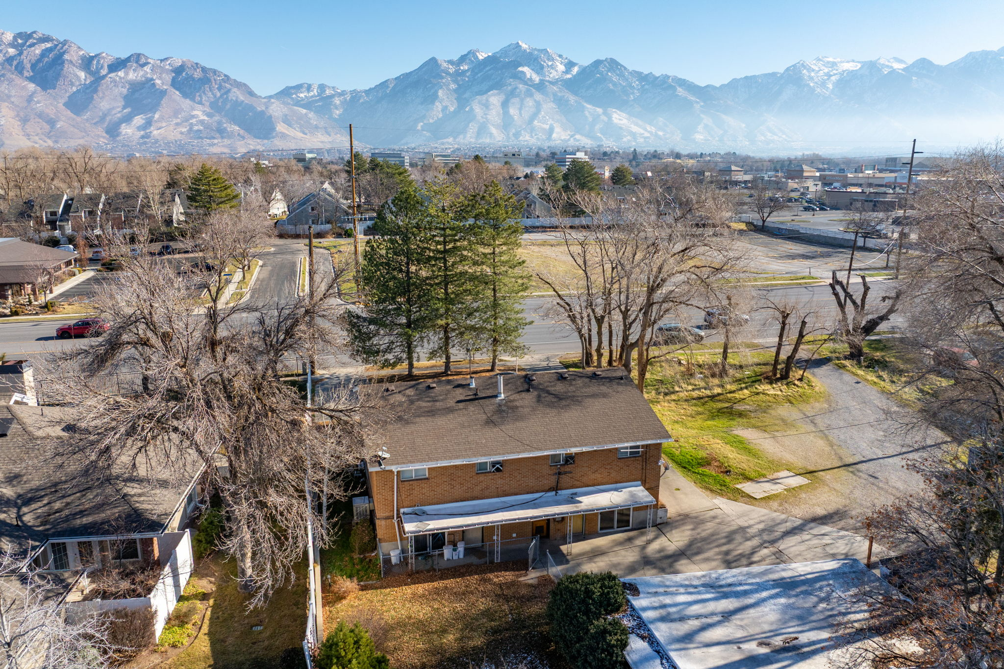 main property photo 17