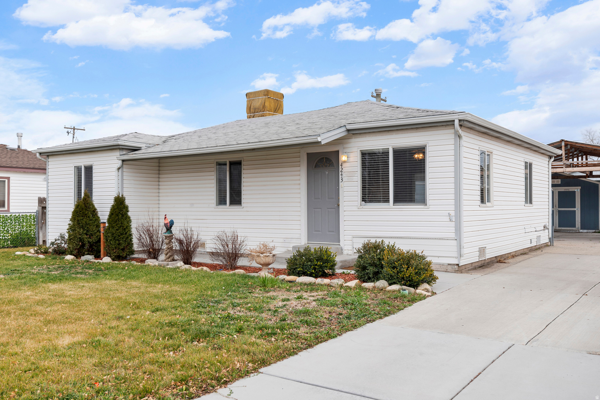 main property photo 3