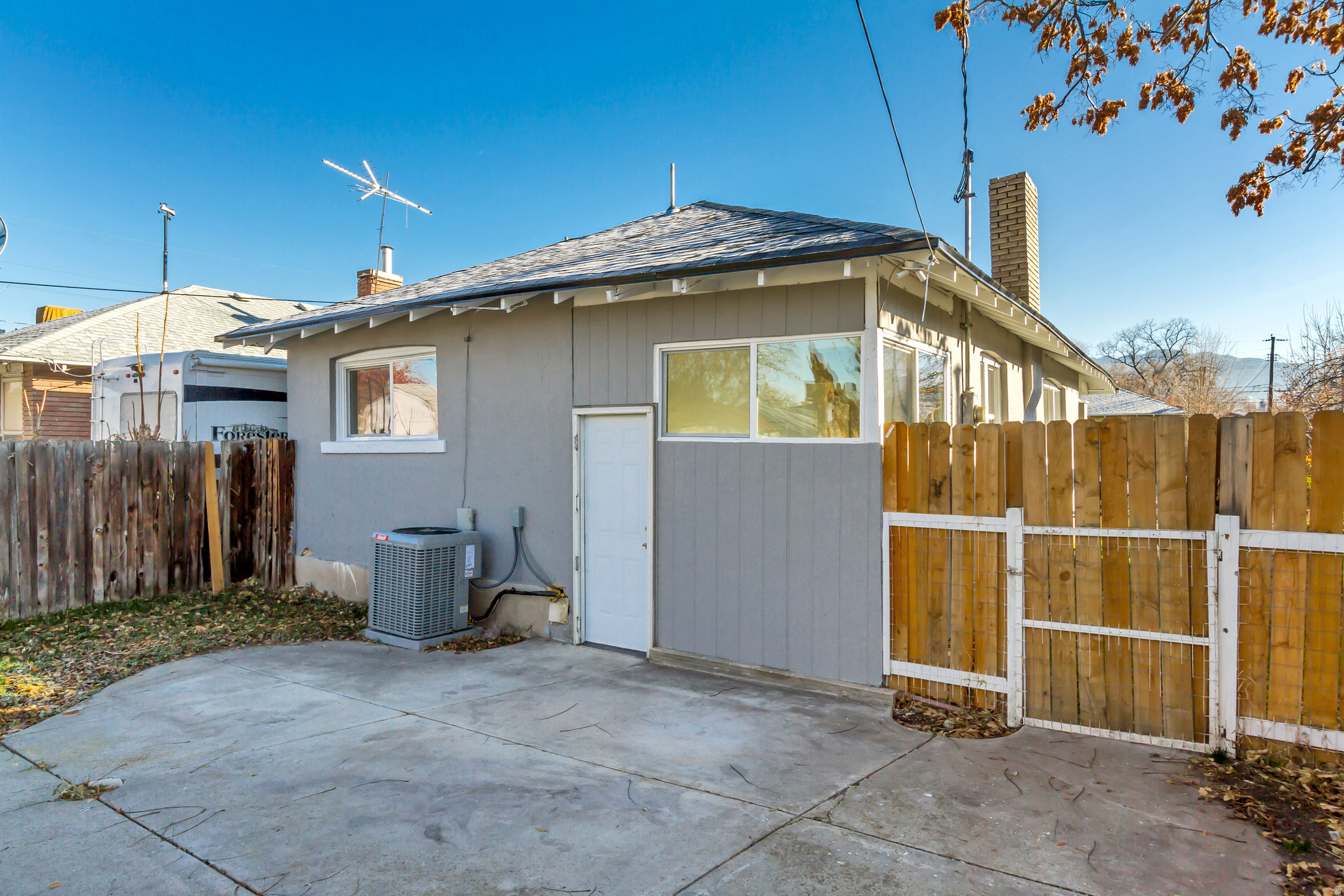 main property photo 22