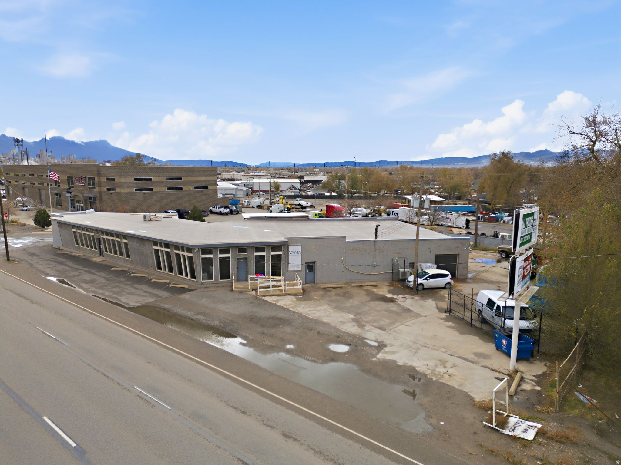 main property photo 1