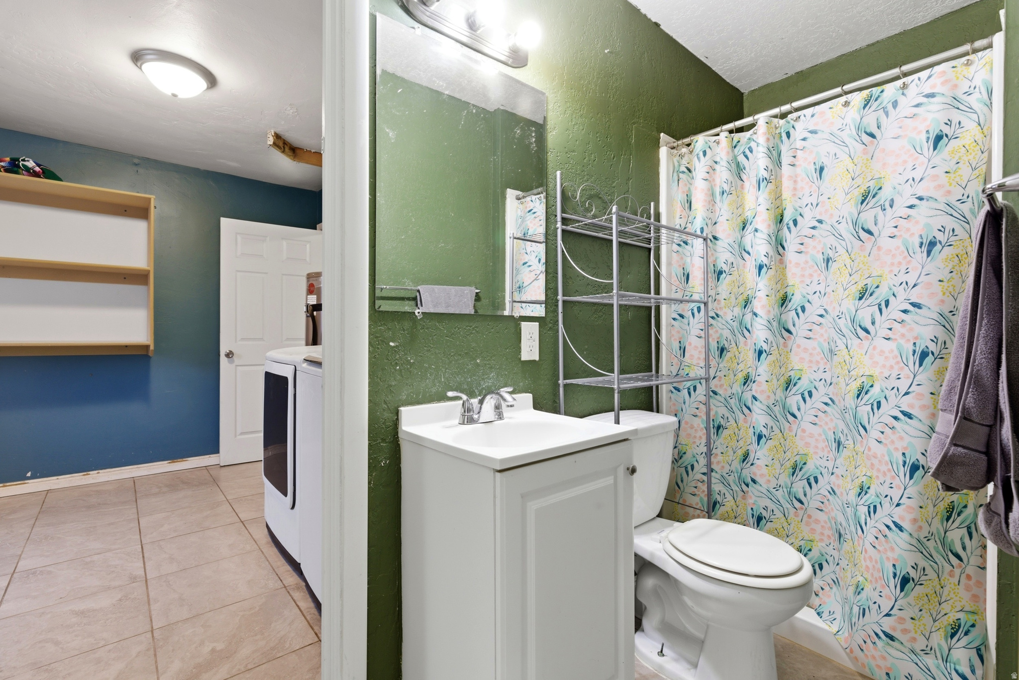 main property photo 15