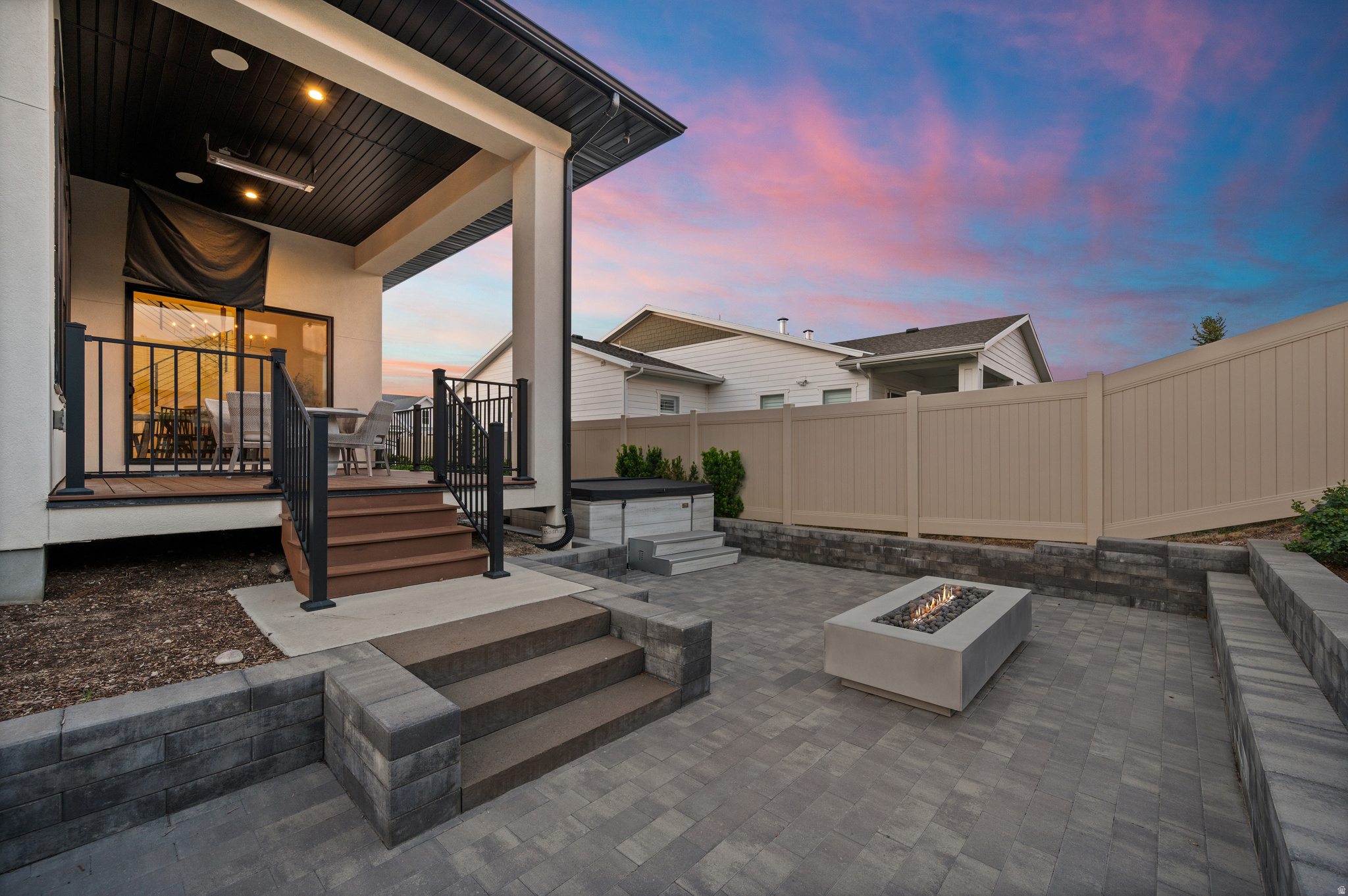 main property photo 50