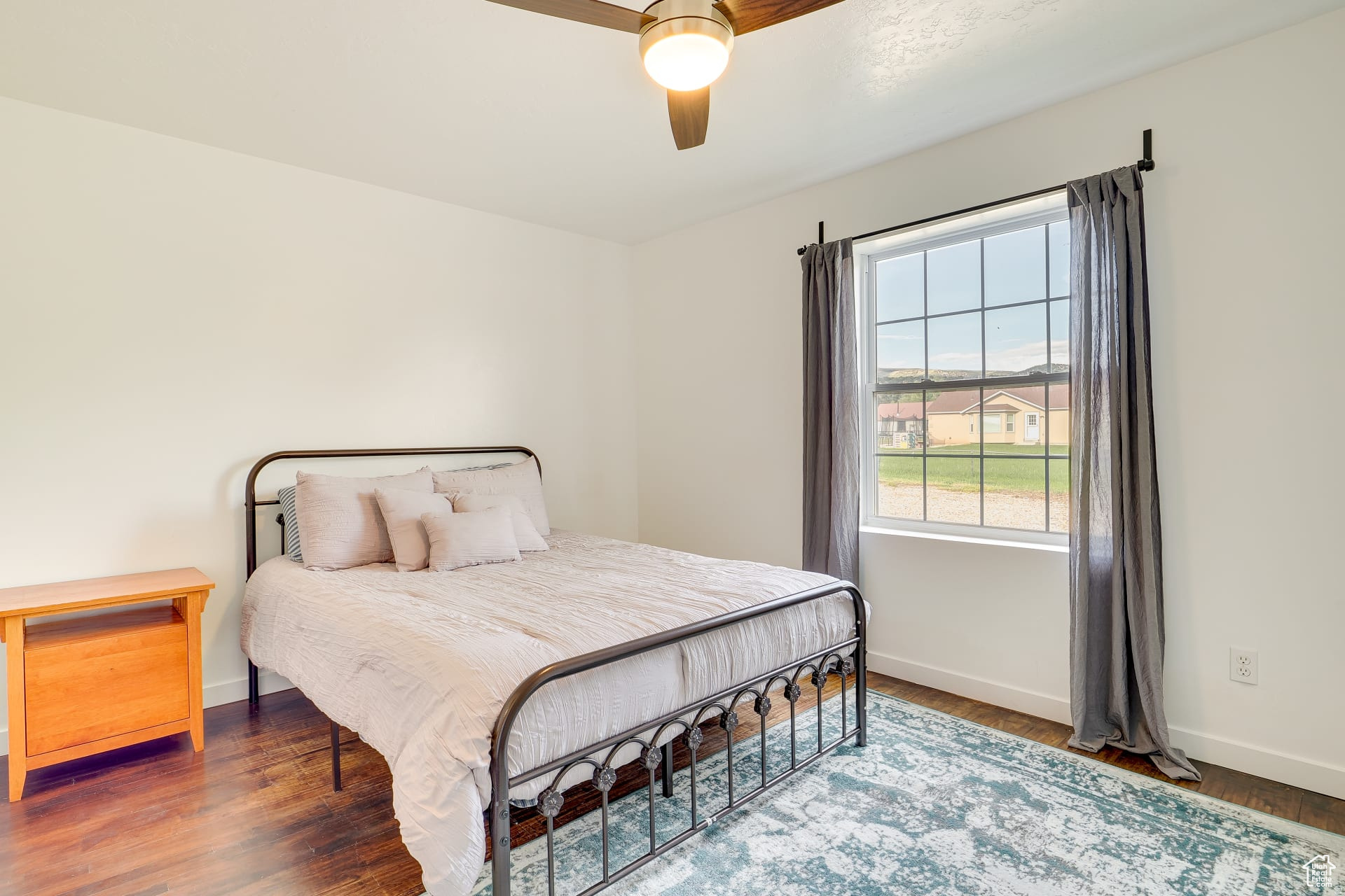 main property photo 12