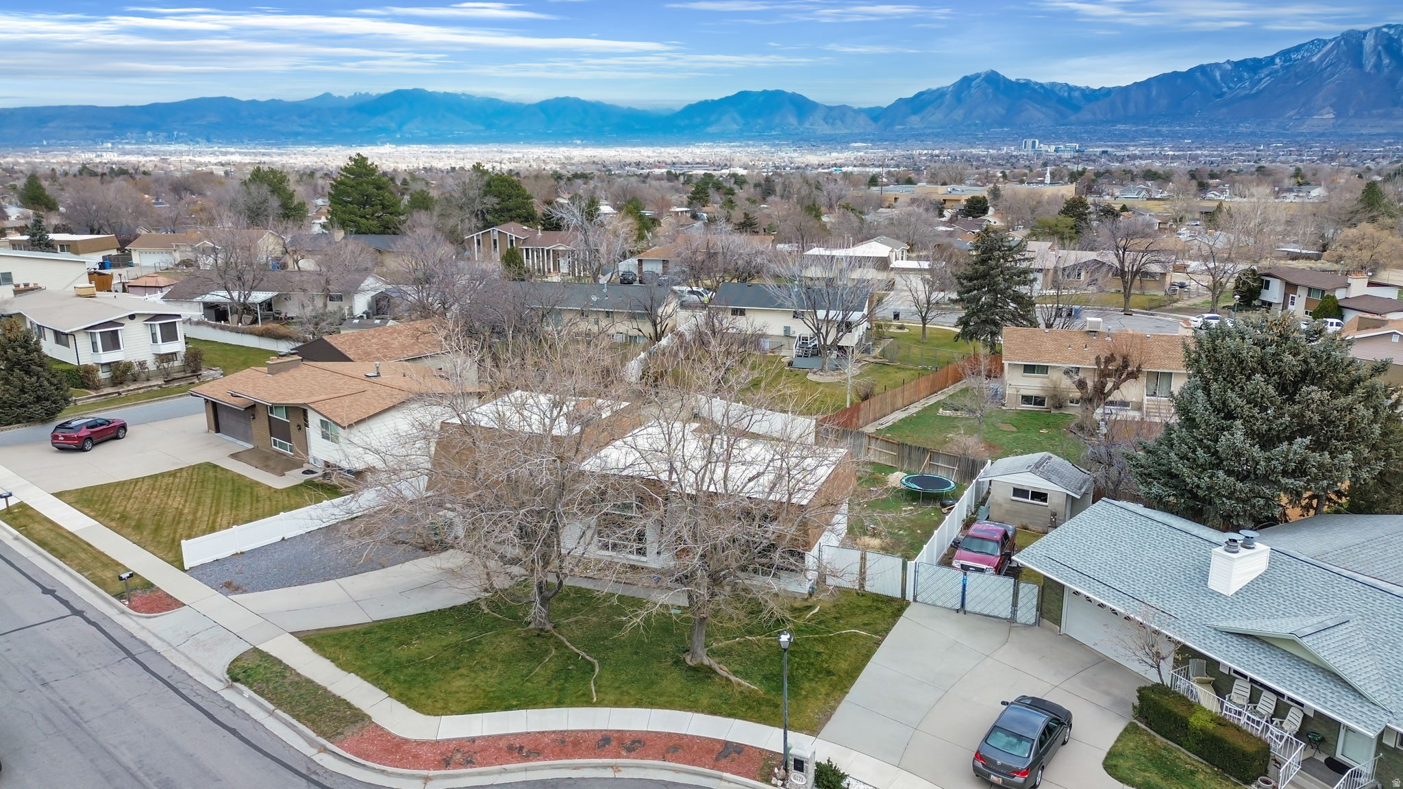 main property photo 44