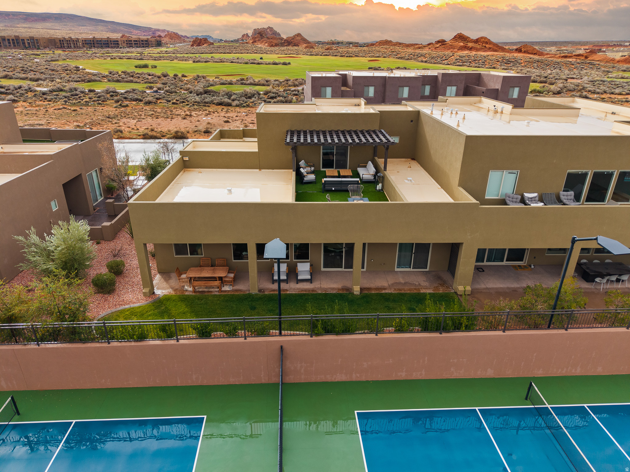main property photo 35