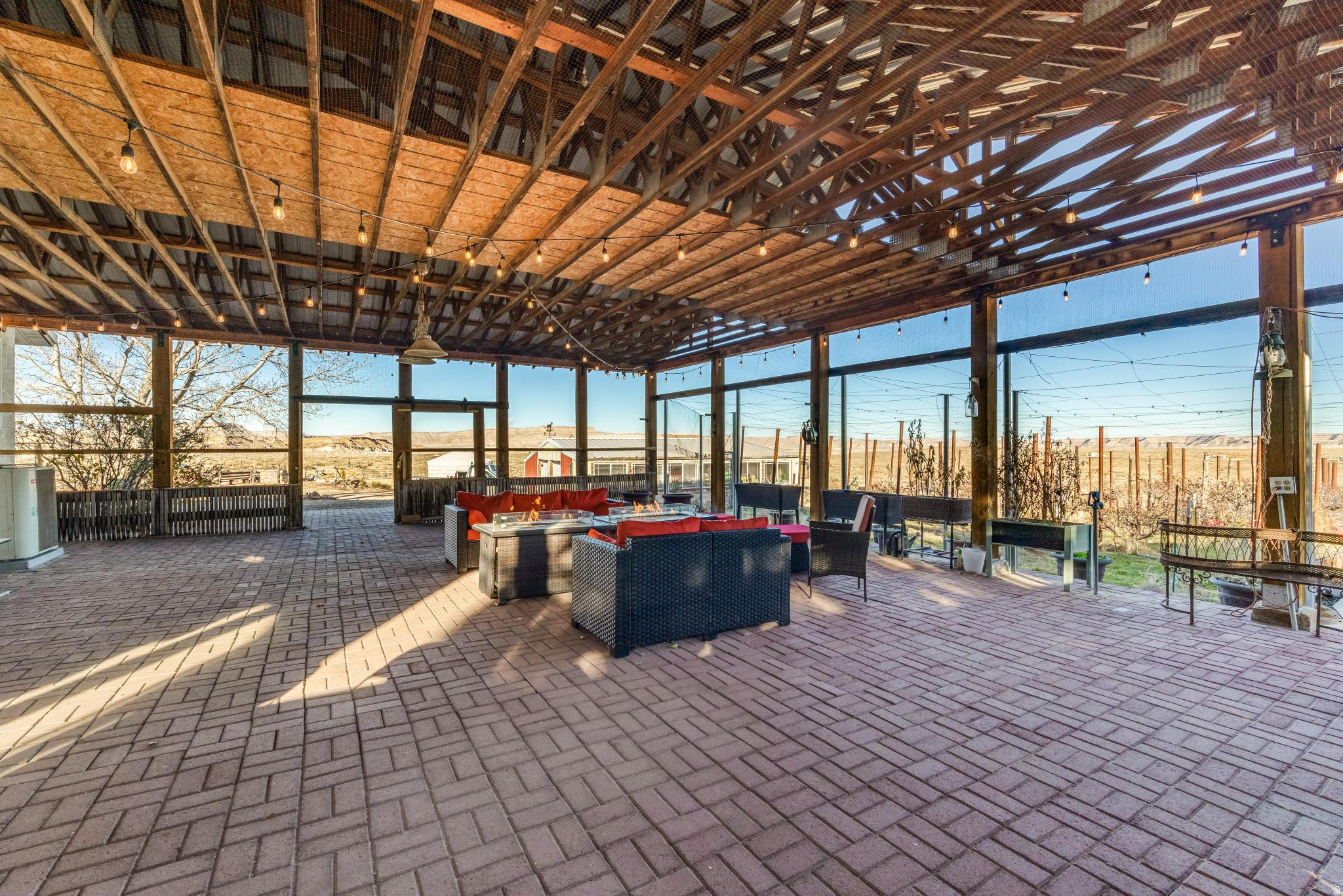 main property photo 41