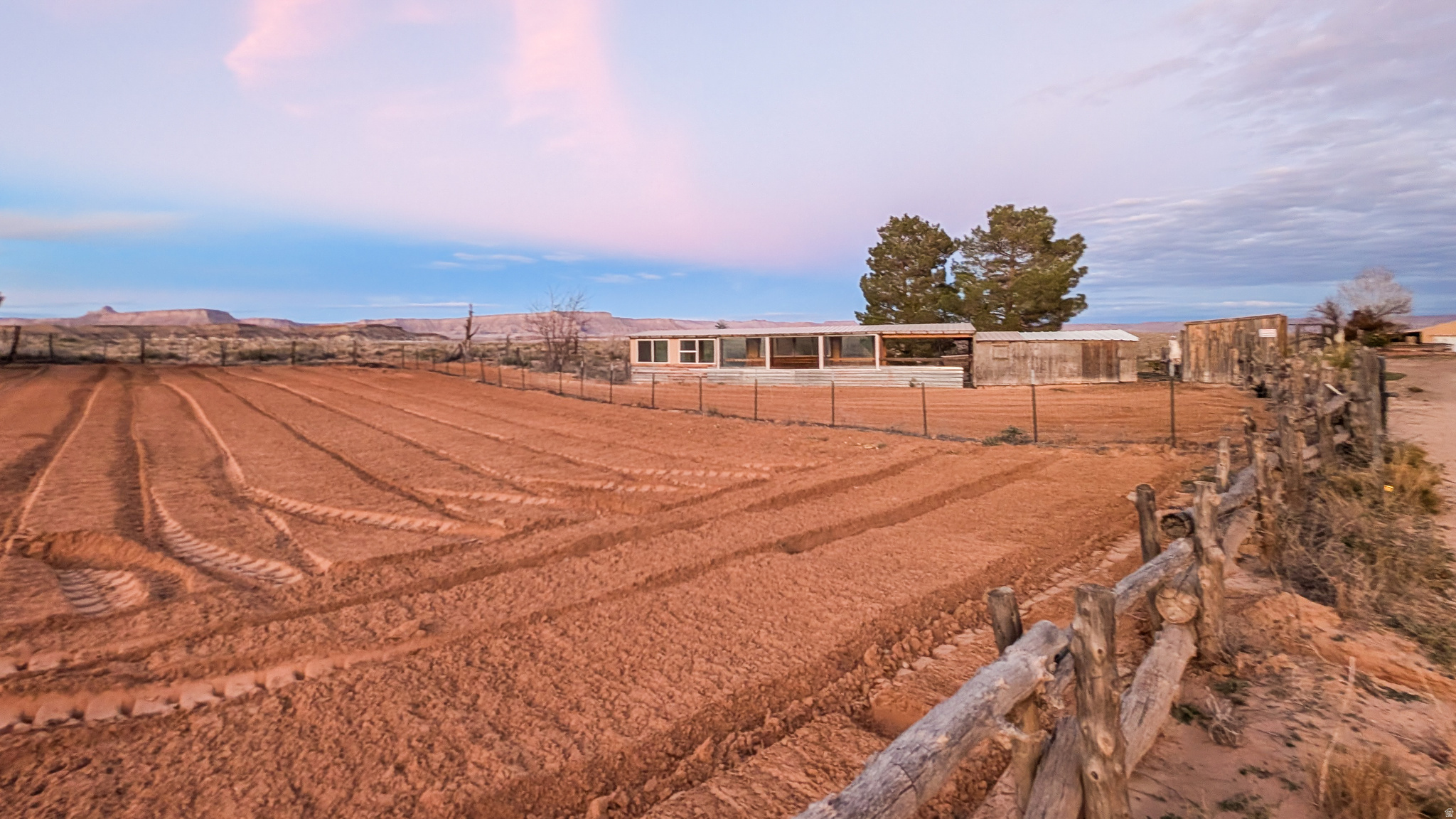 main property photo 50