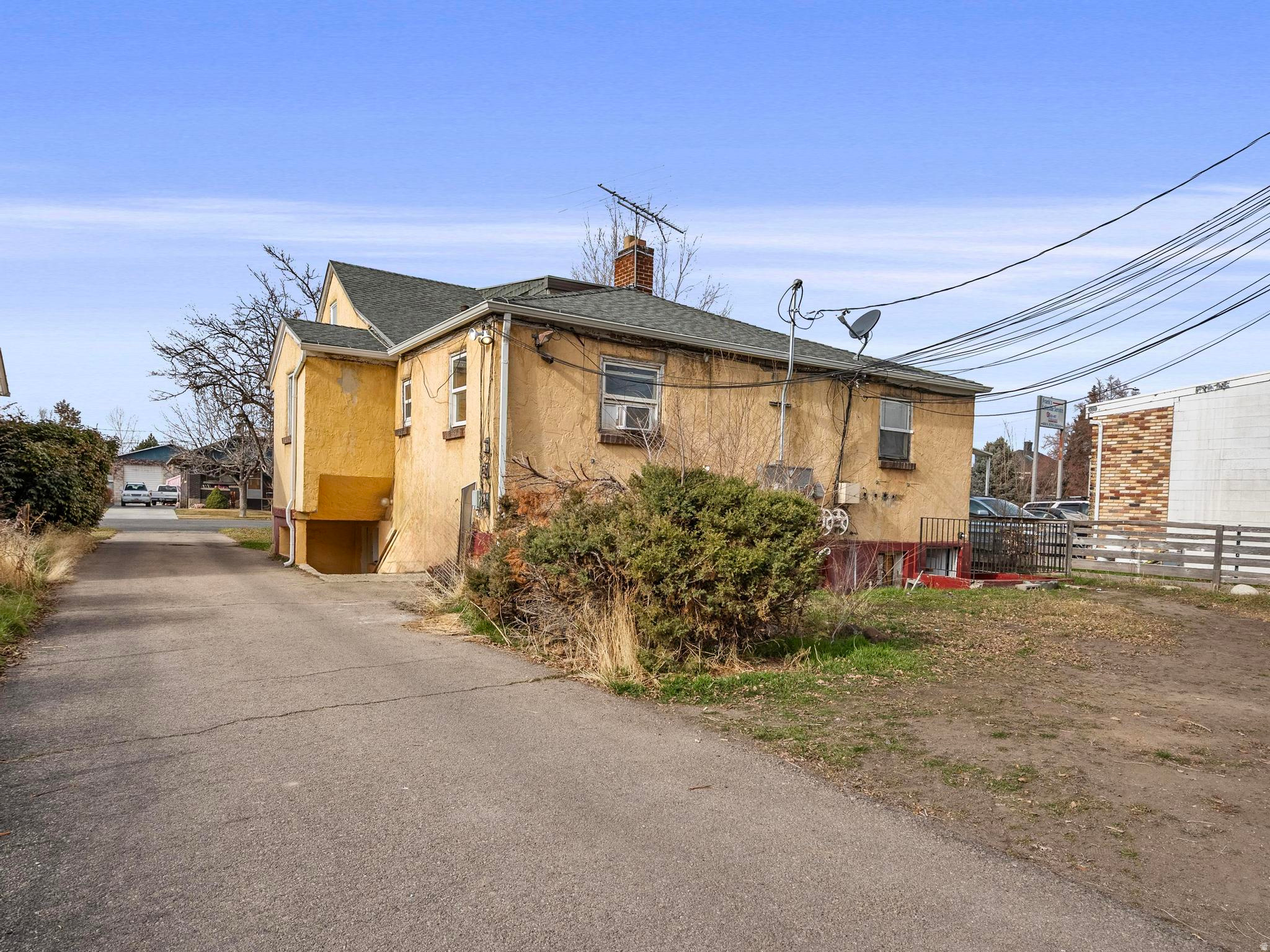 main property photo 3