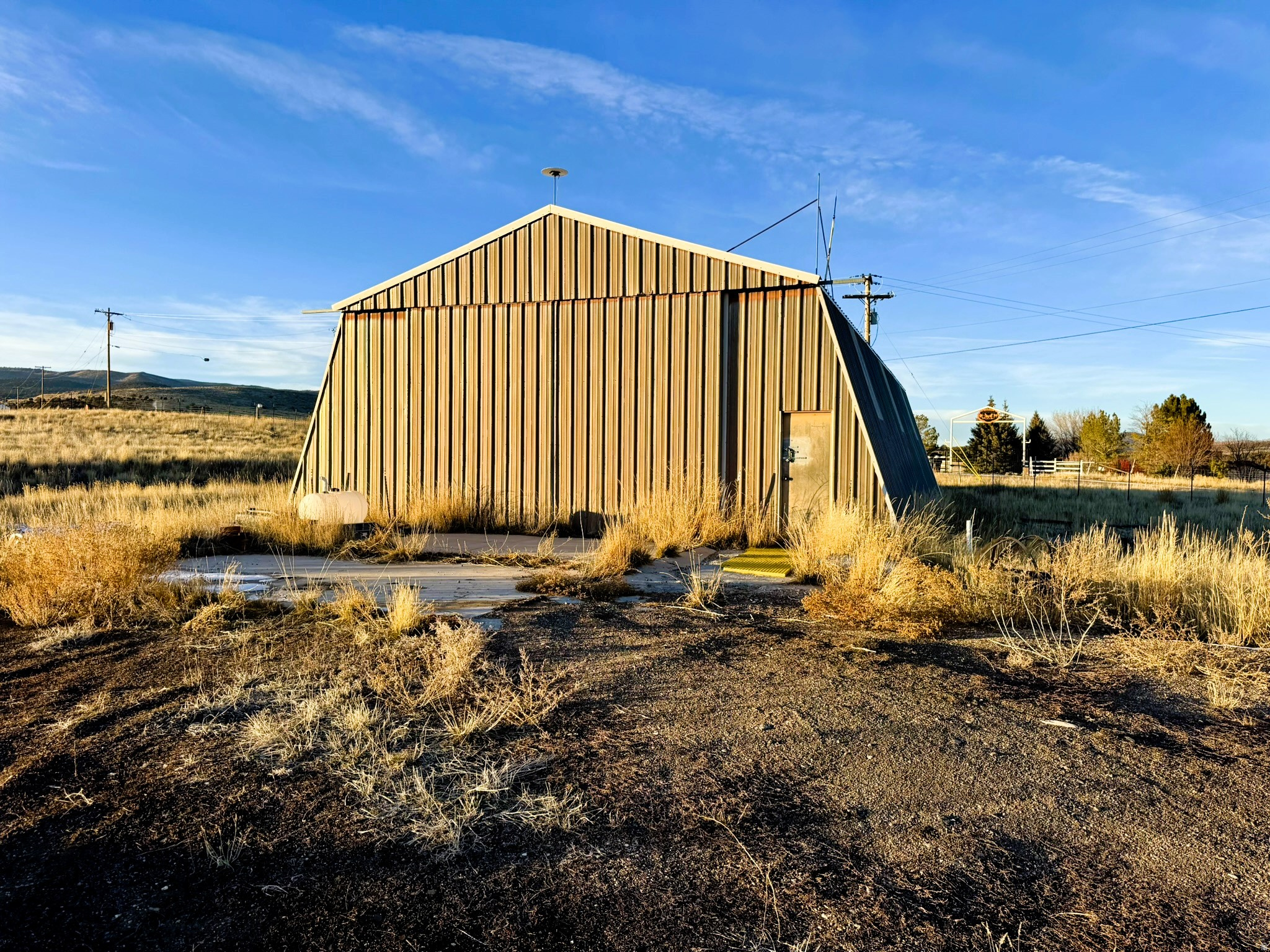 main property photo 6