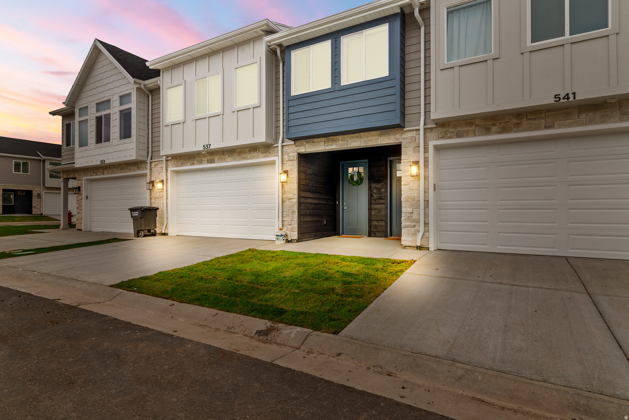 main property photo 25