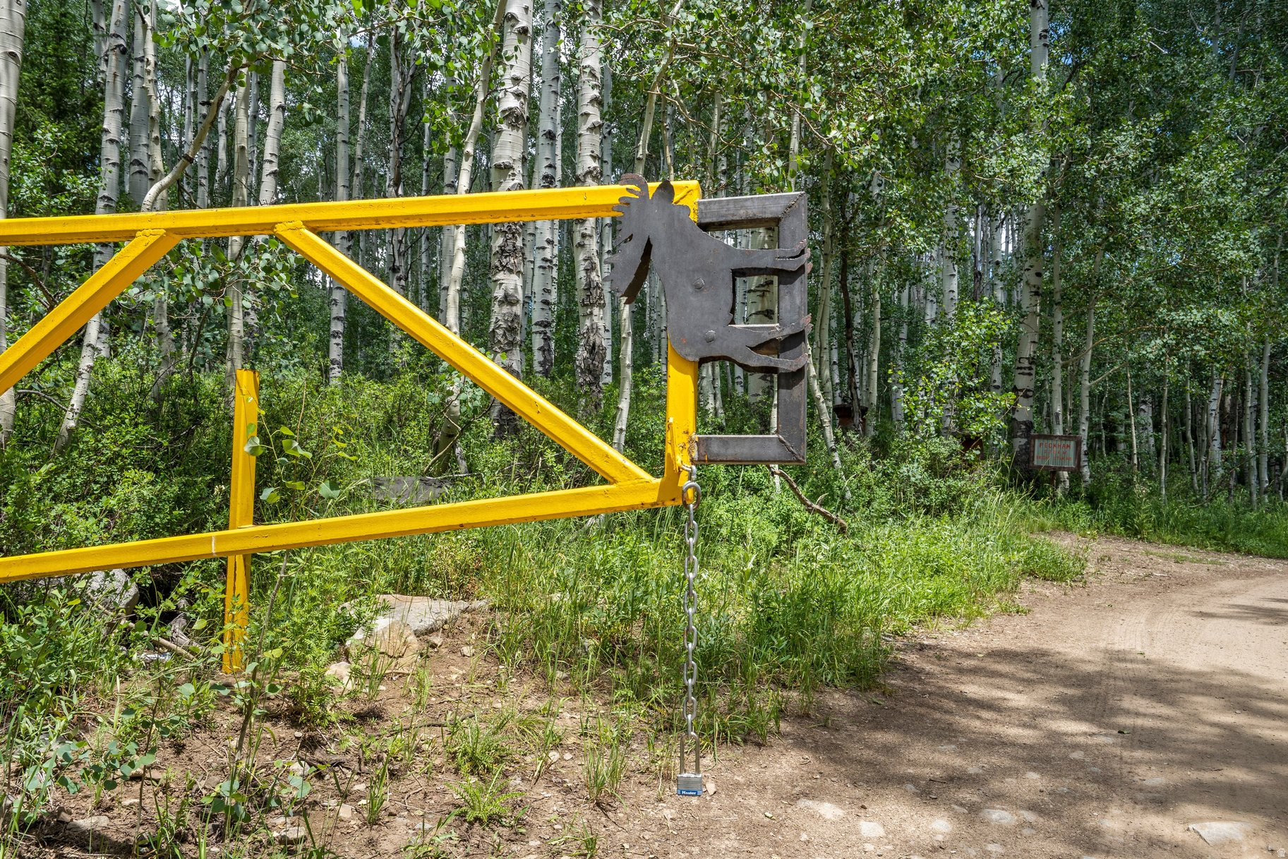 main property photo 6