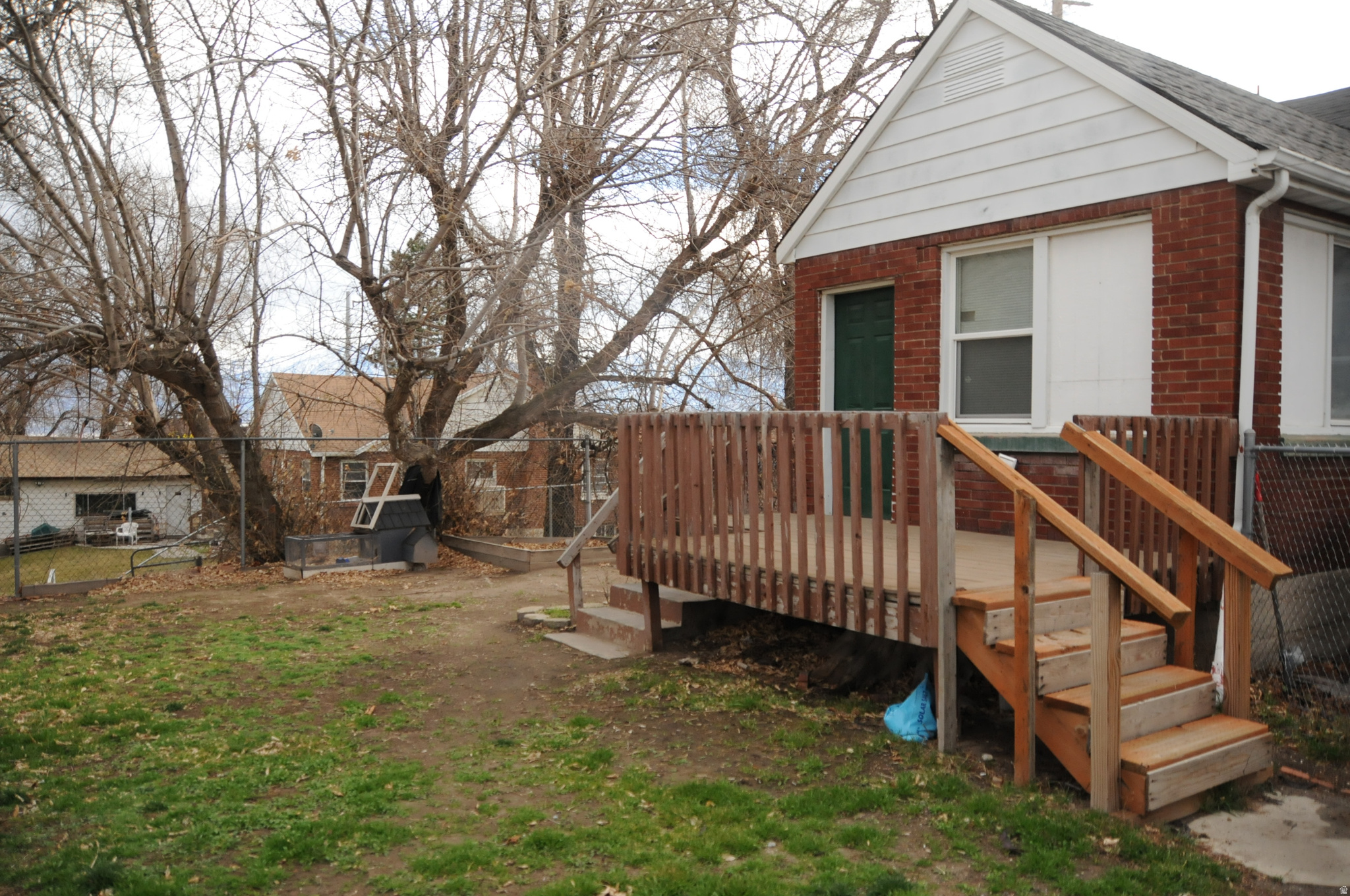 main property photo 25