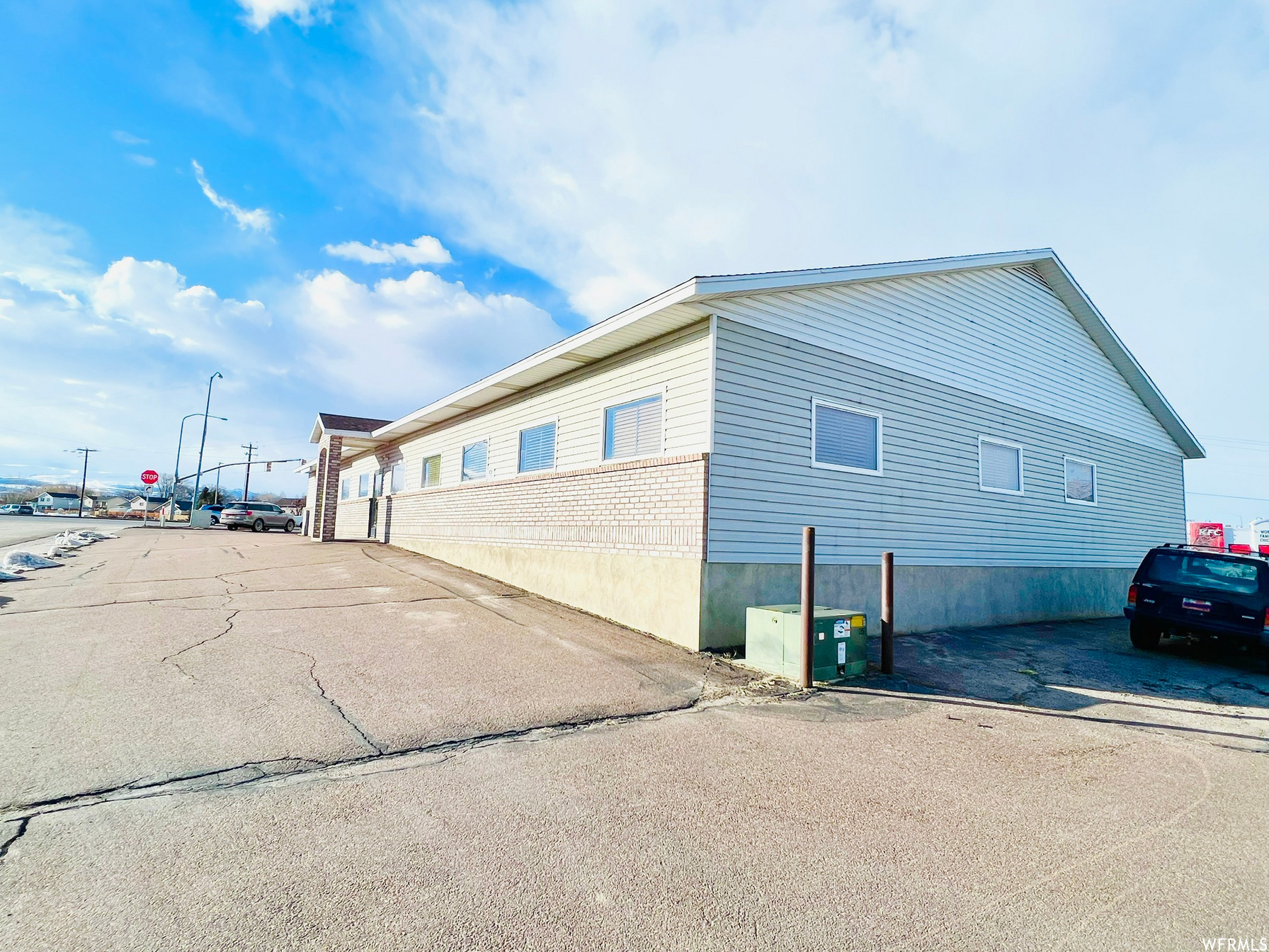 main property photo 15
