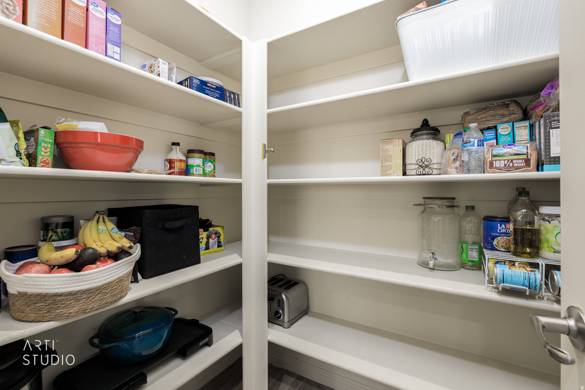 main property photo 11