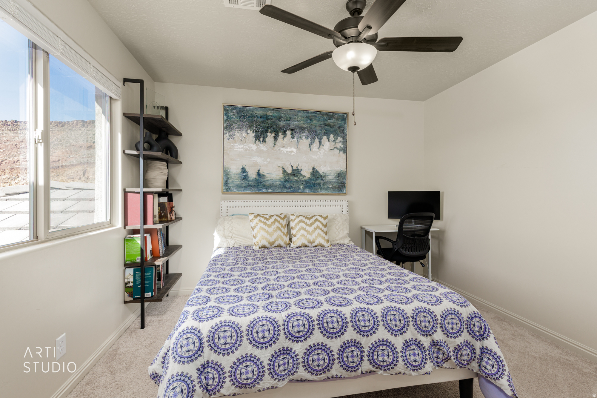 main property photo 19