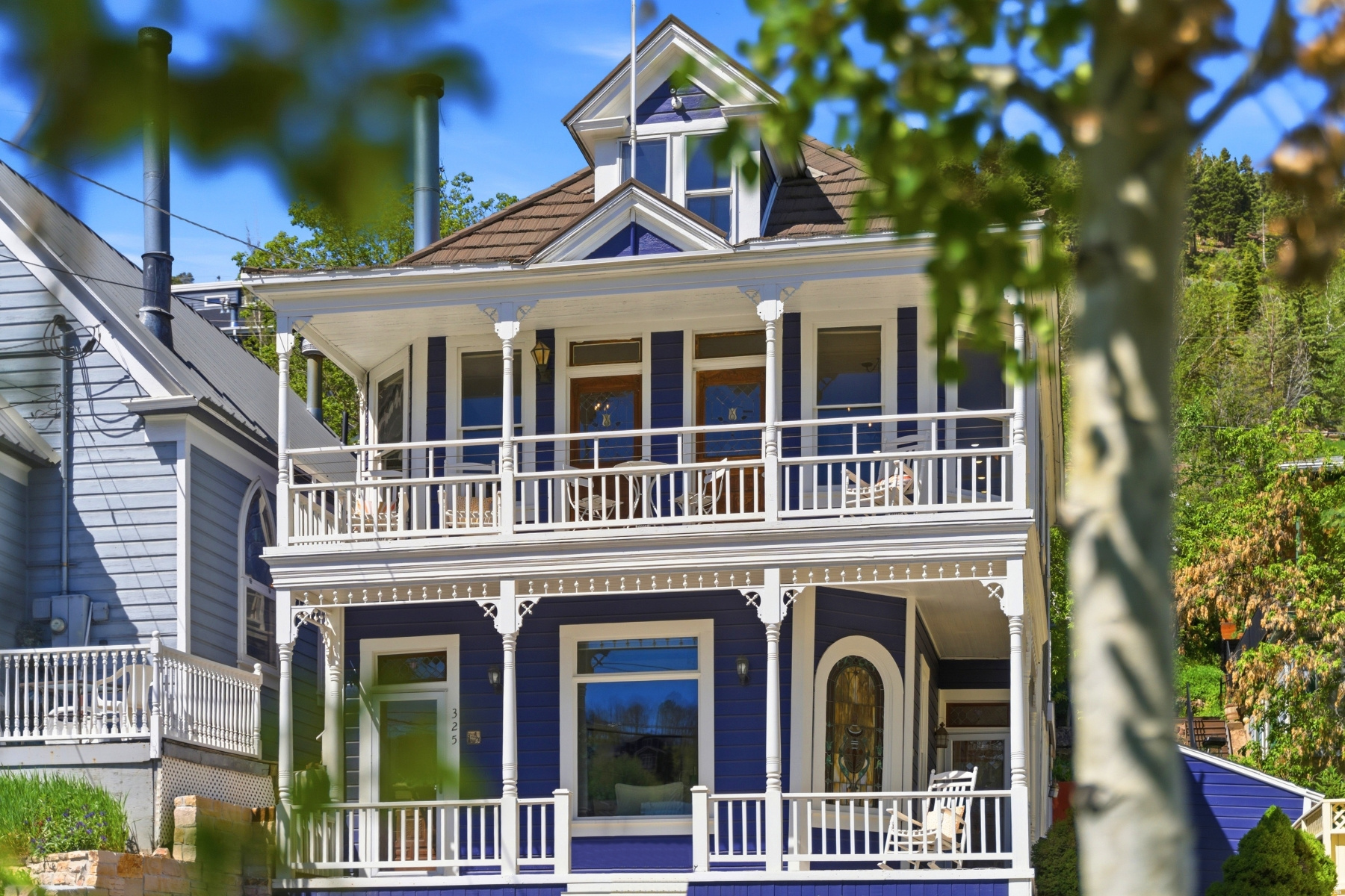 main property photo 32
