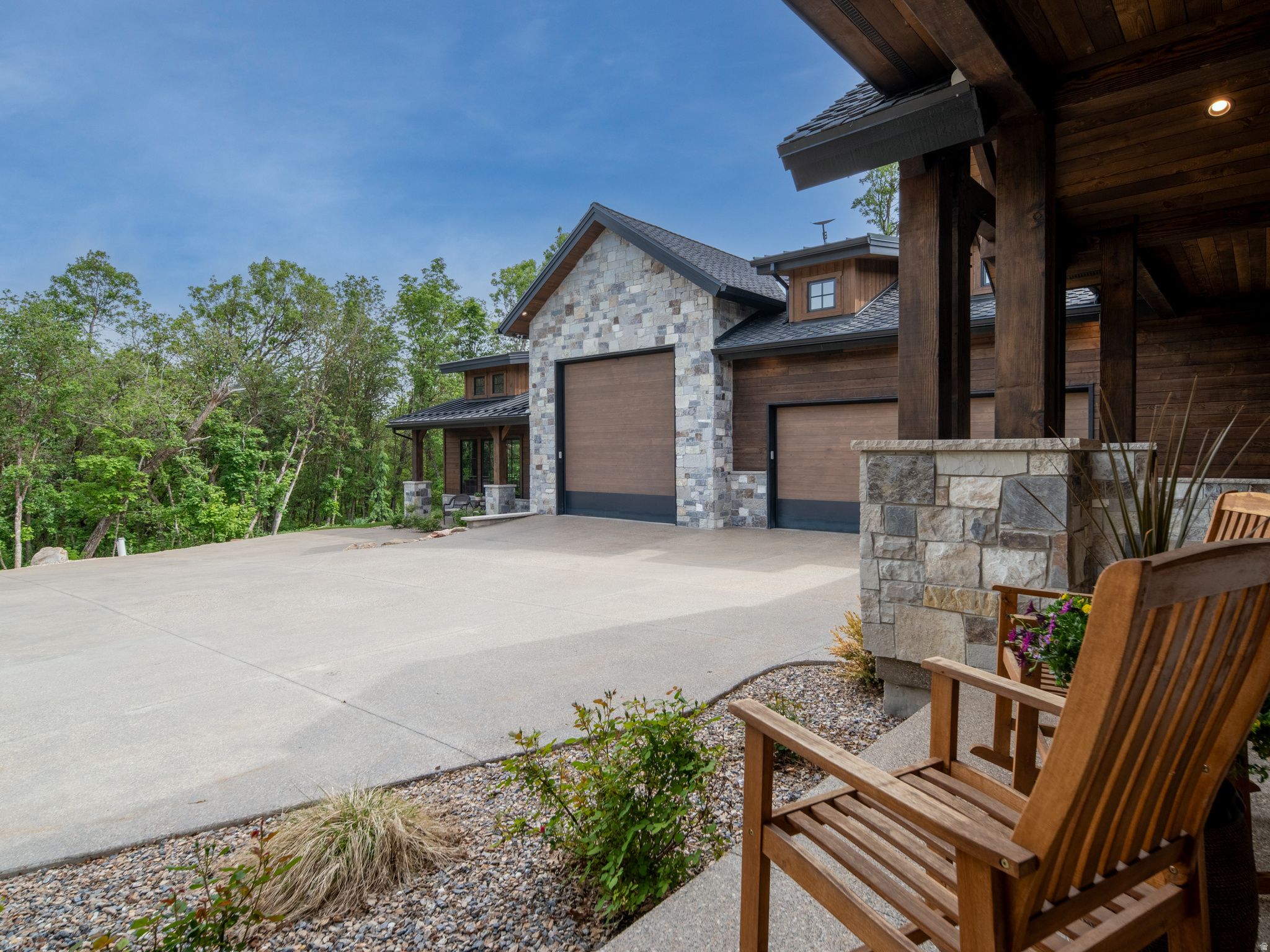 main property photo 60