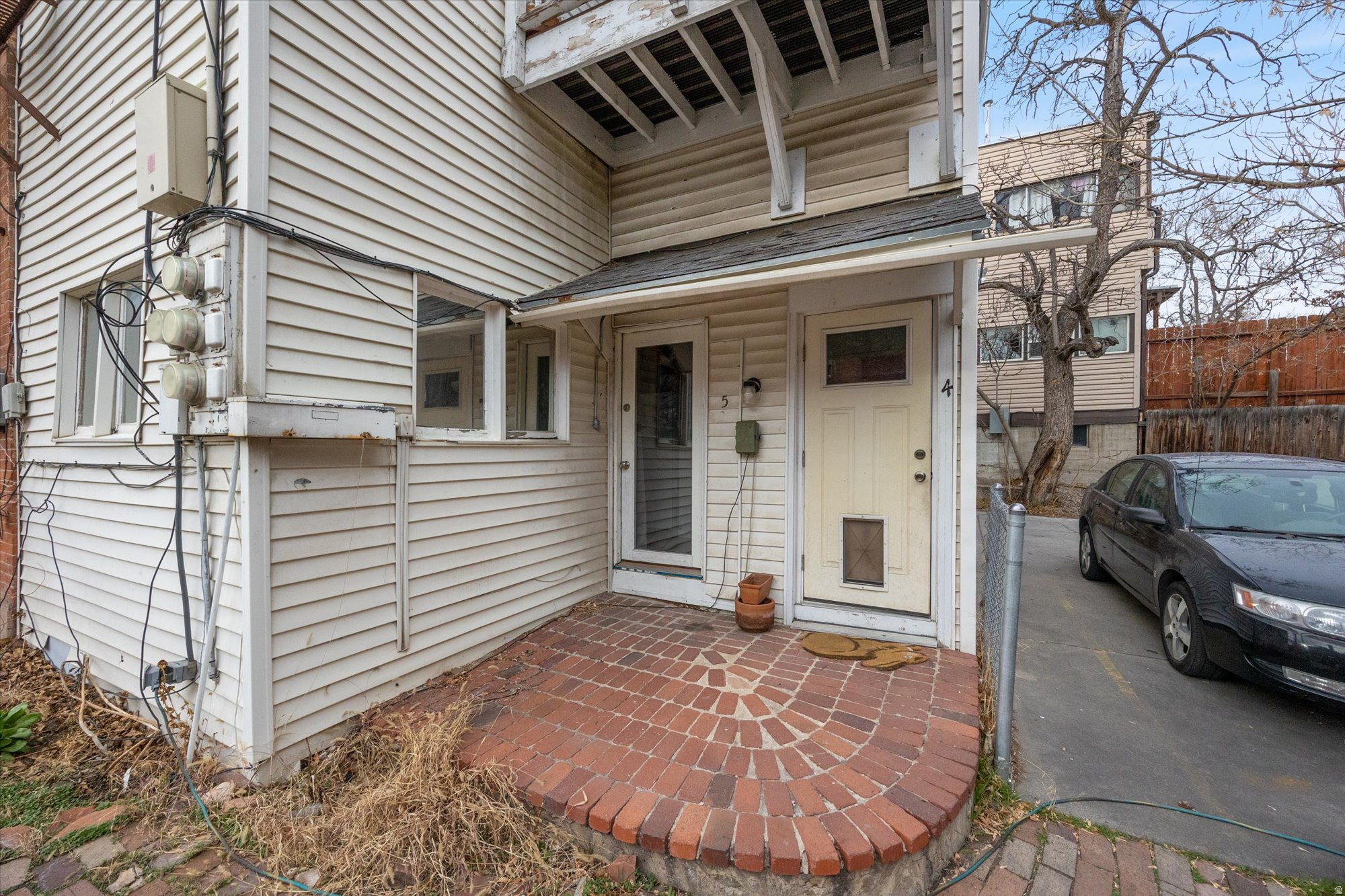 main property photo 10