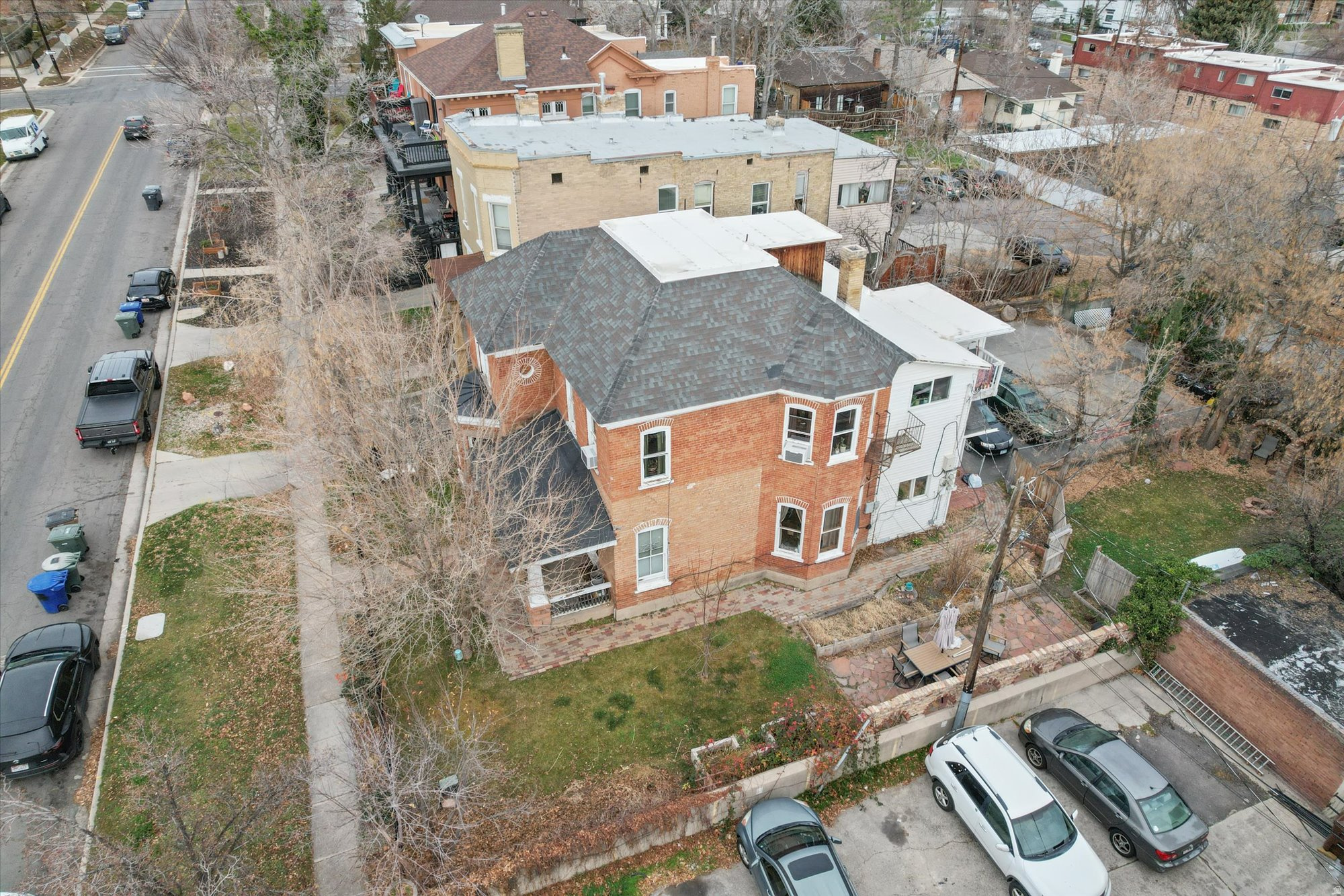 main property photo 49