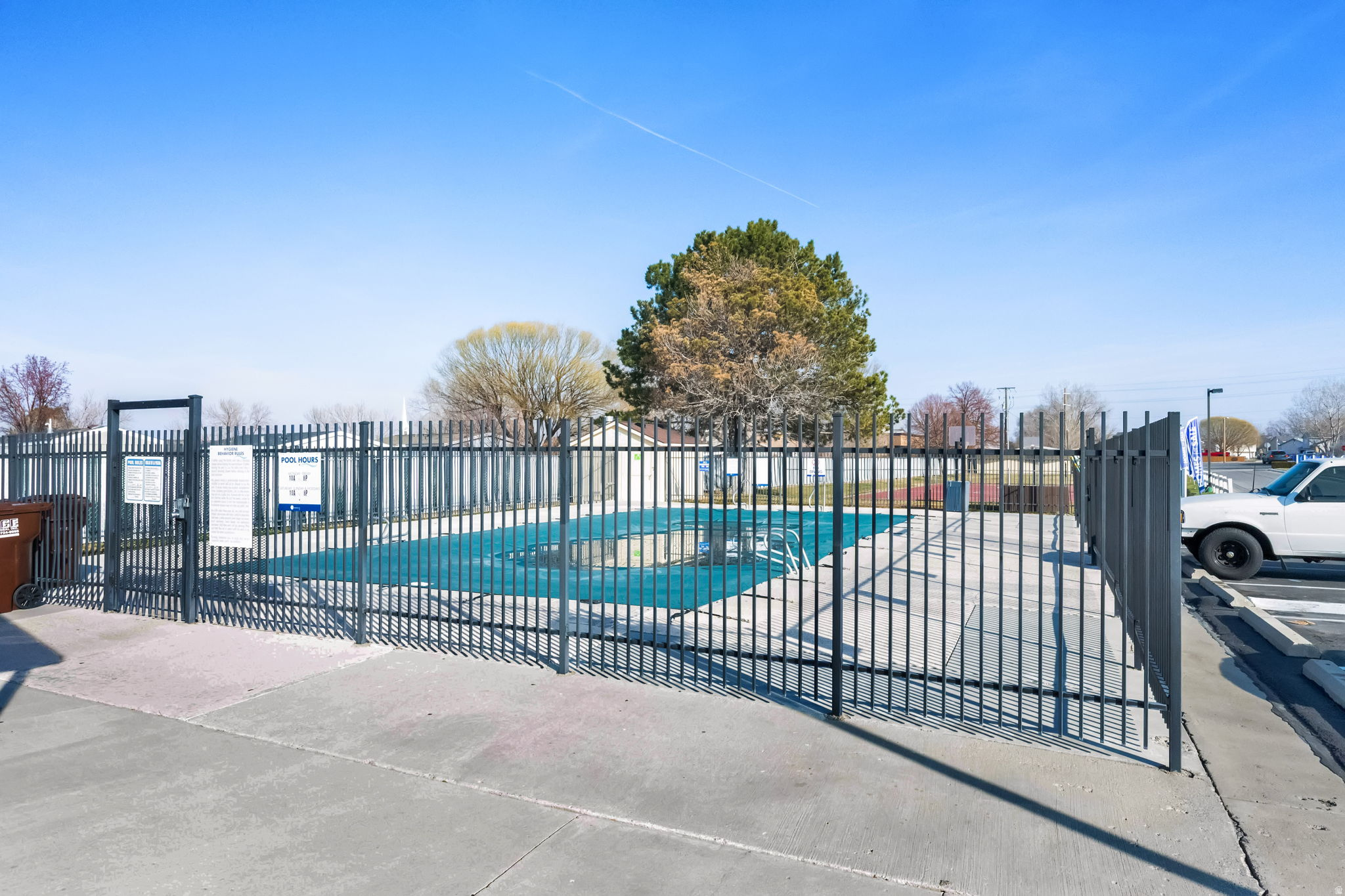main property photo 16