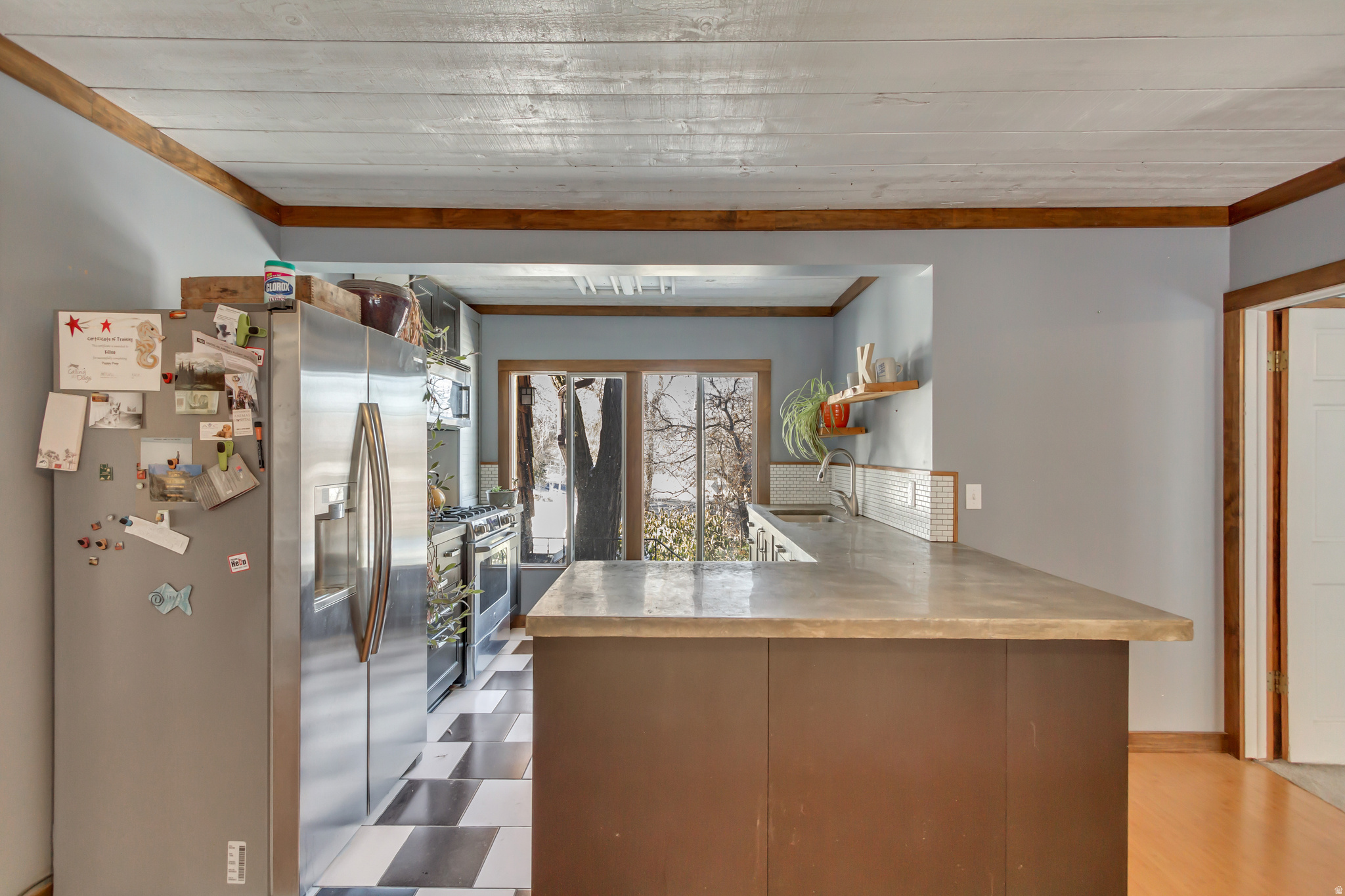 main property photo 42