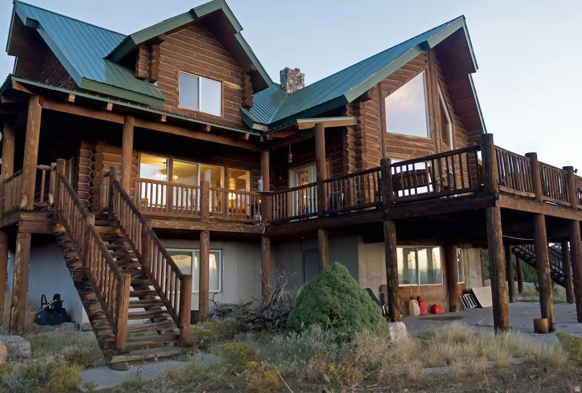 main property photo 10