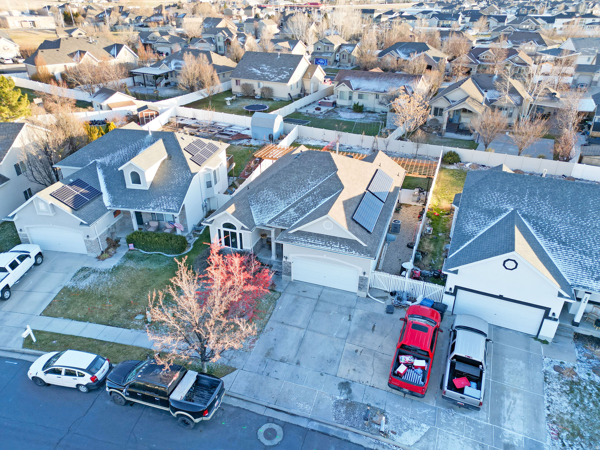 main property photo 34