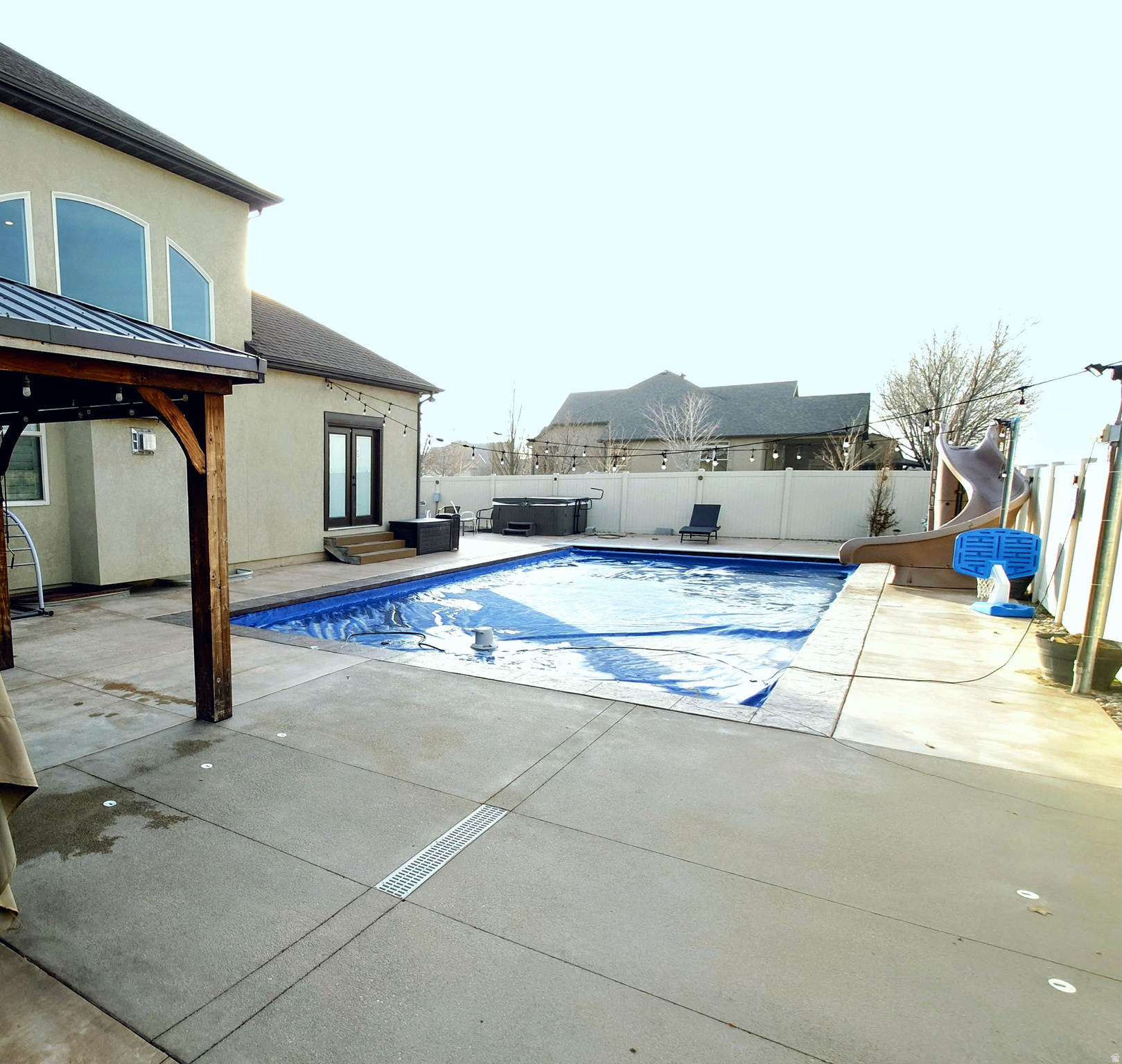 main property photo 60