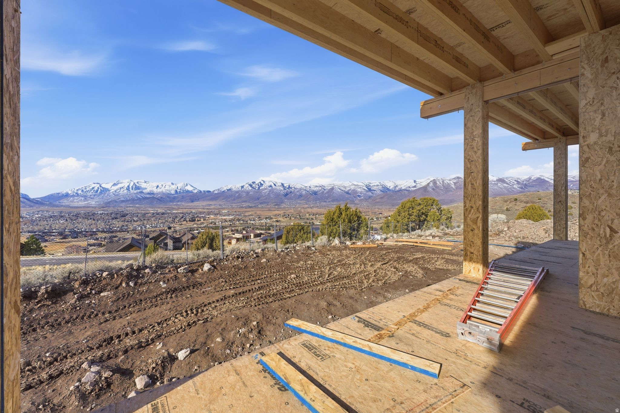 main property photo 39