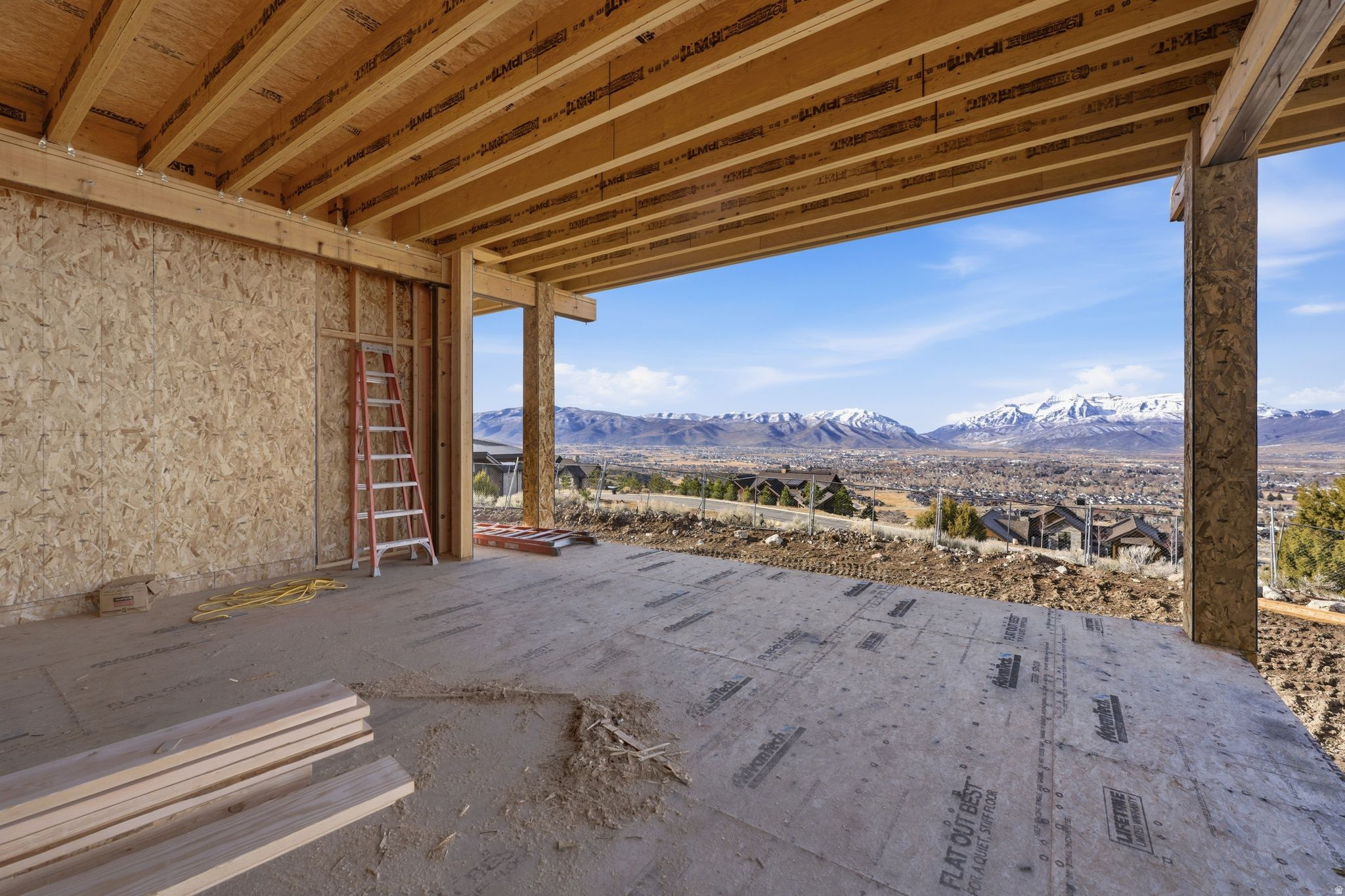 main property photo 42