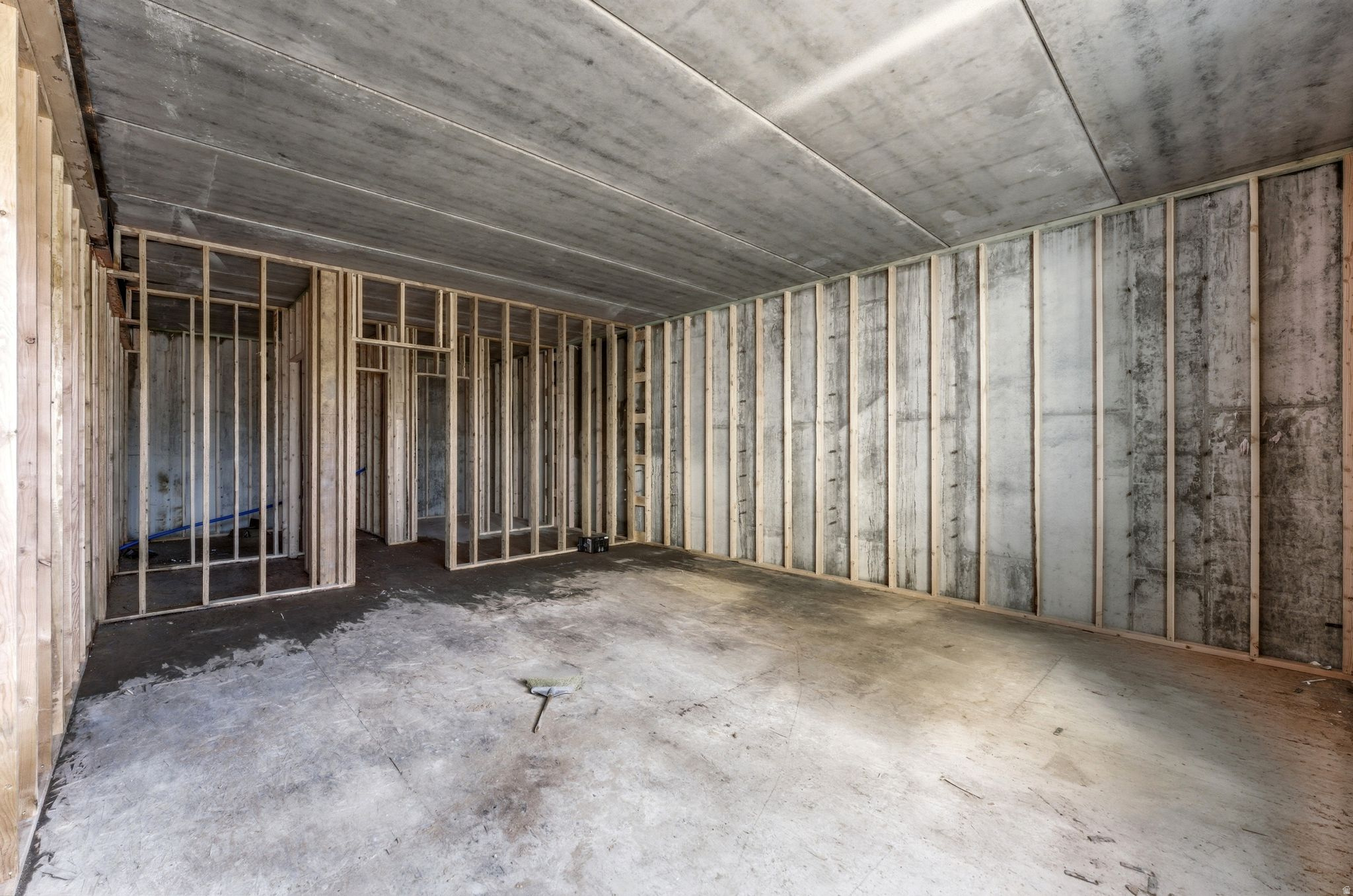 main property photo 76