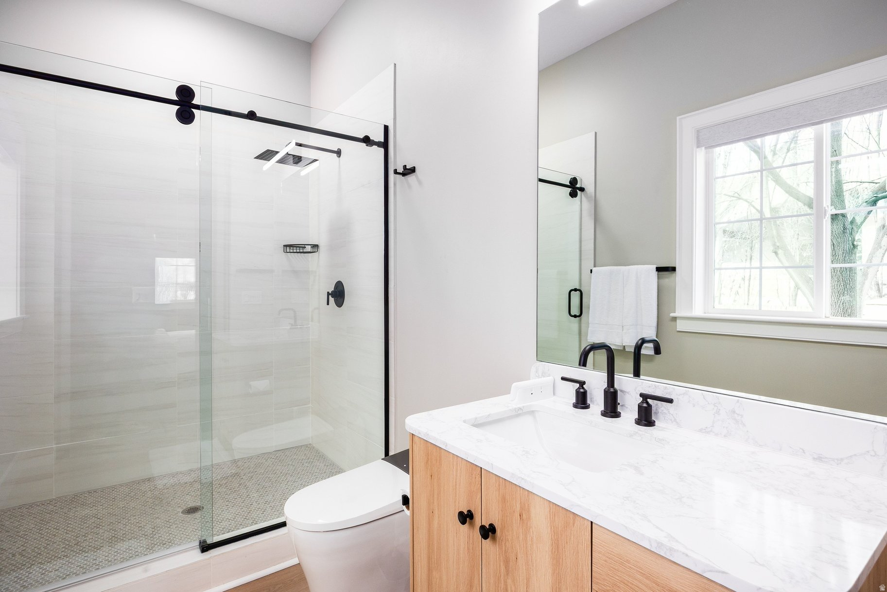 main property photo 120