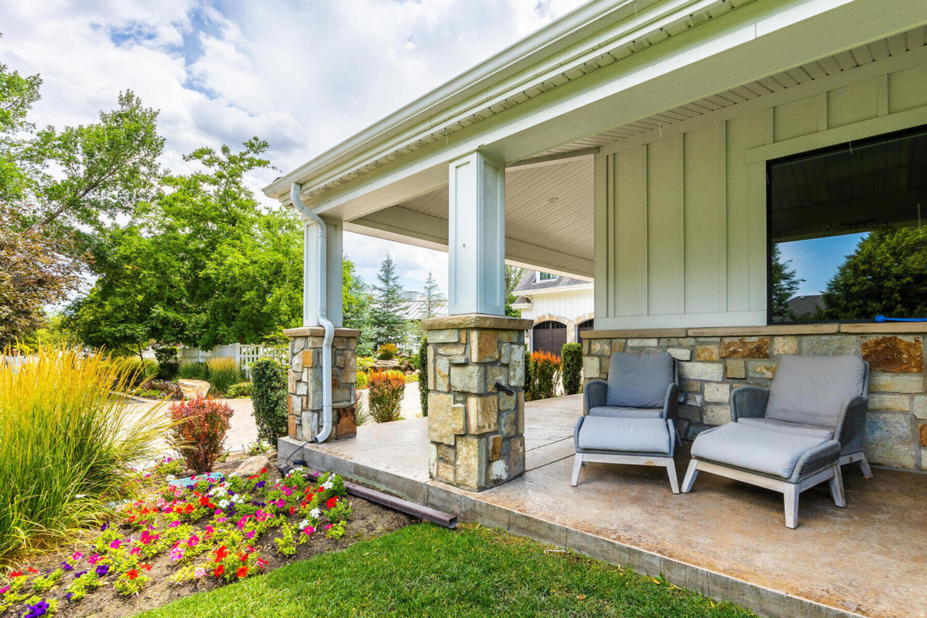 main property photo 70