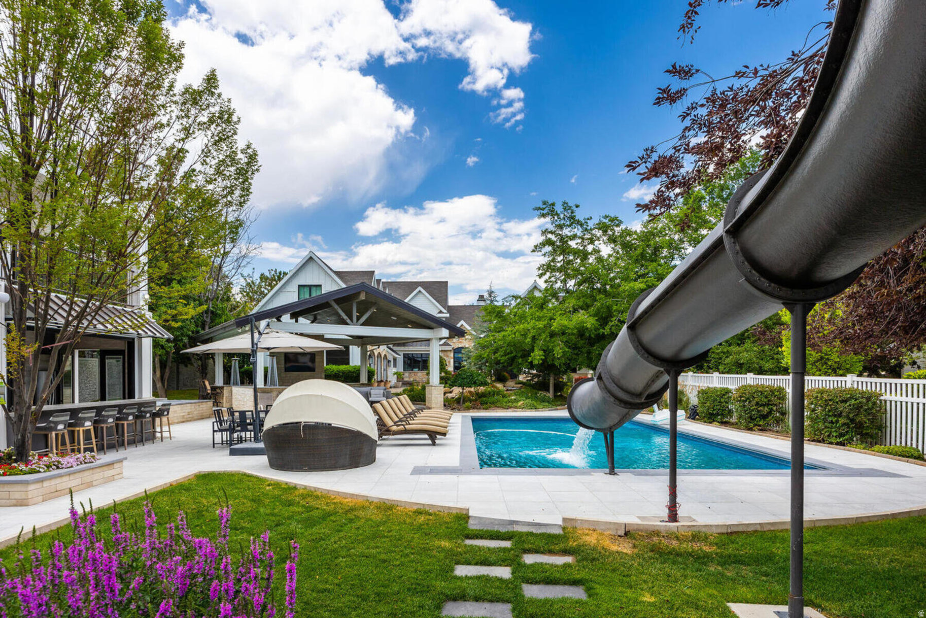 main property photo 76