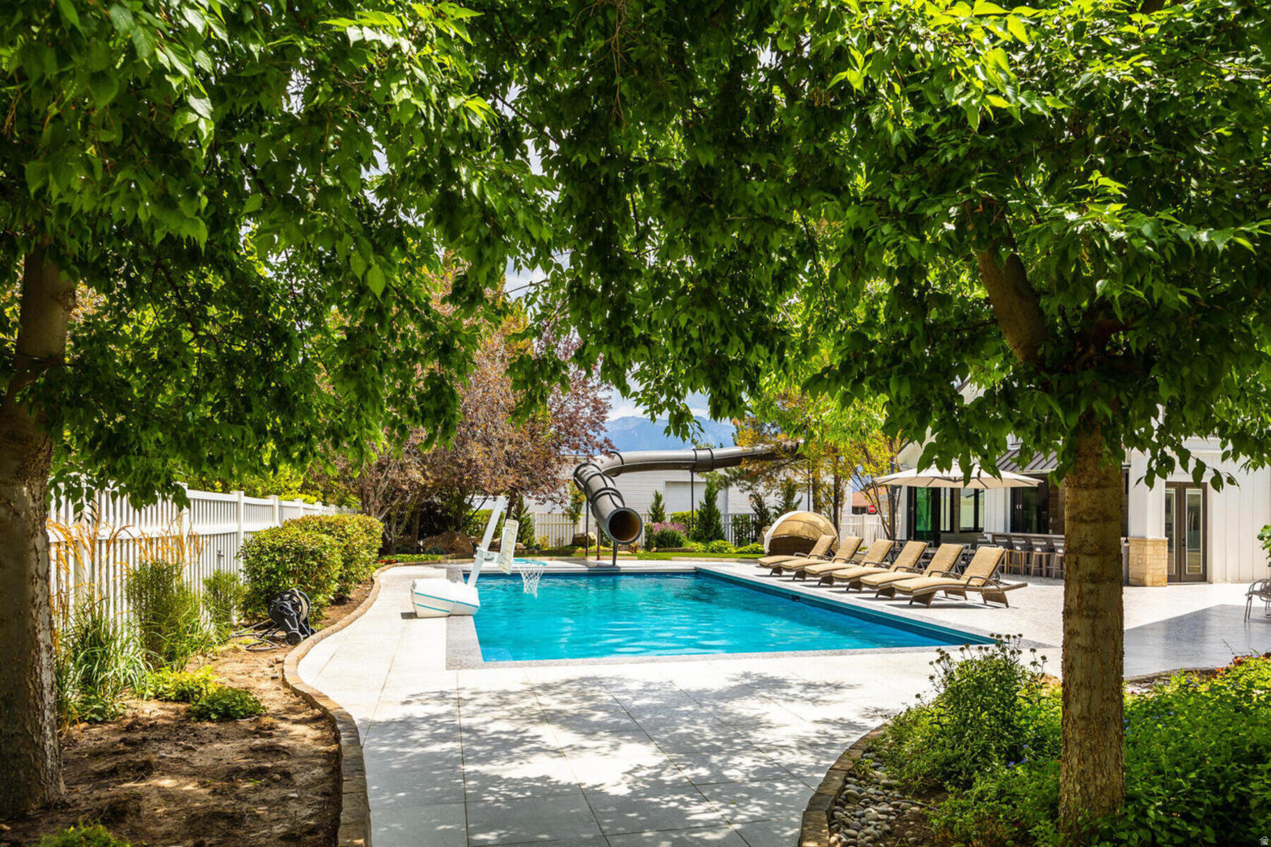 main property photo 77
