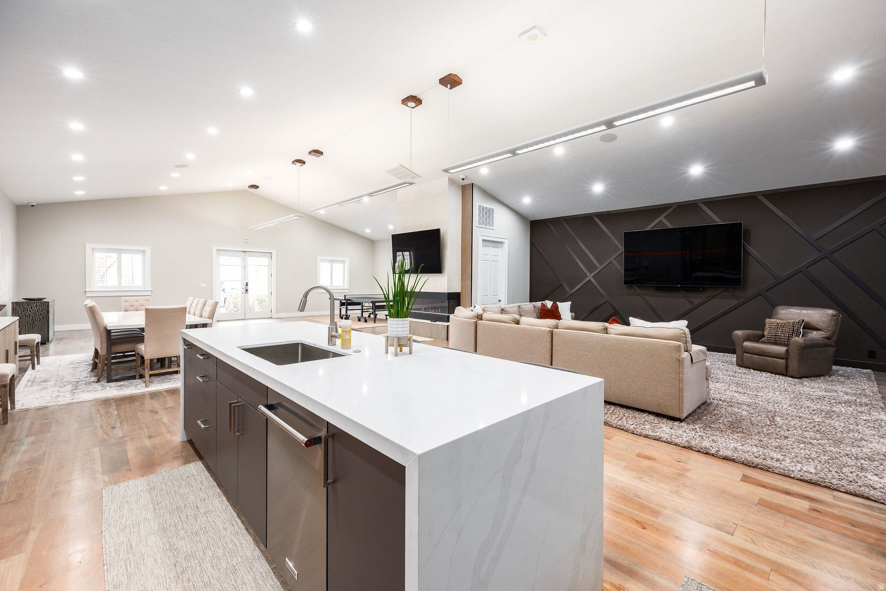 main property photo 93