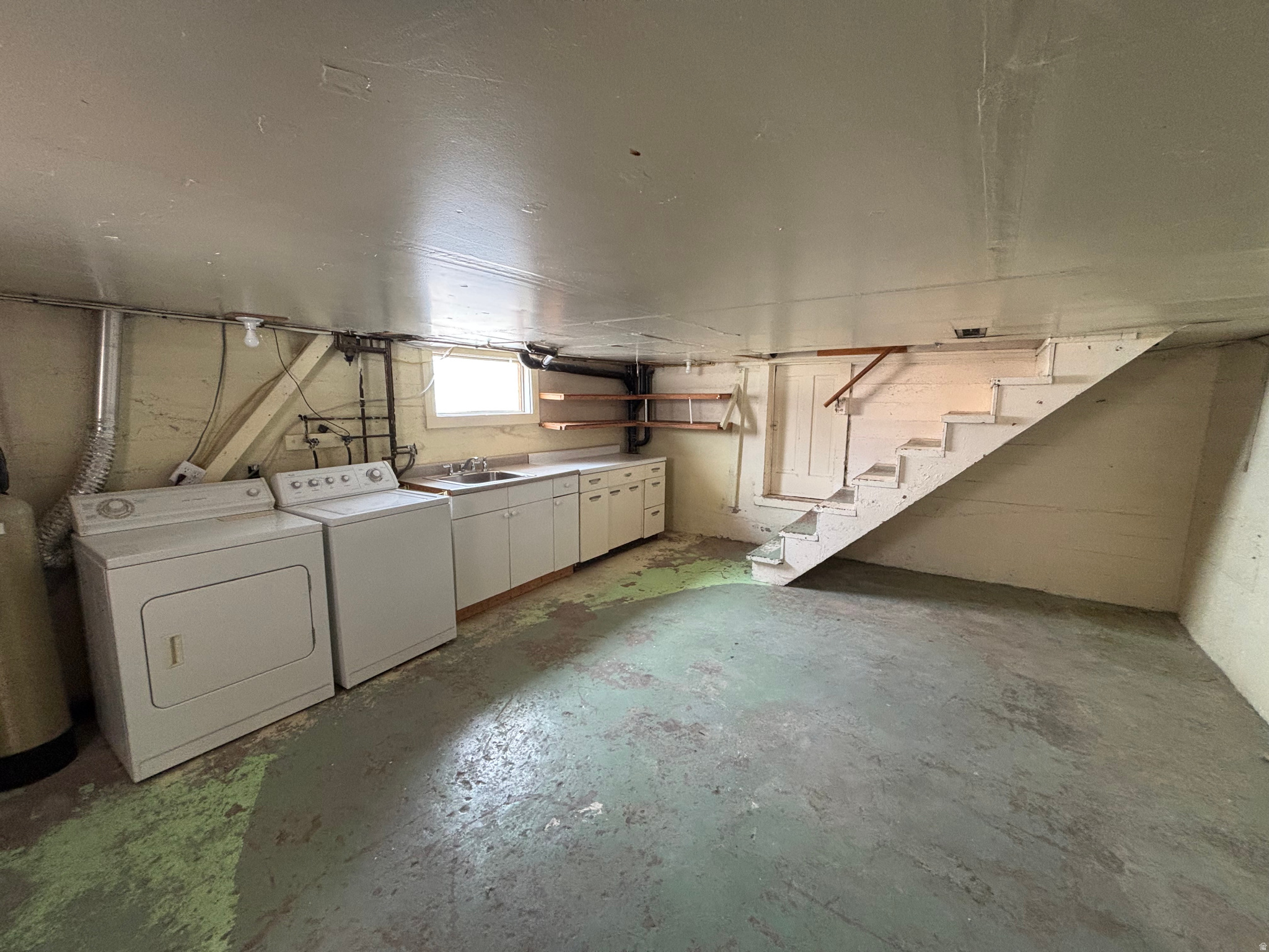 main property photo 51