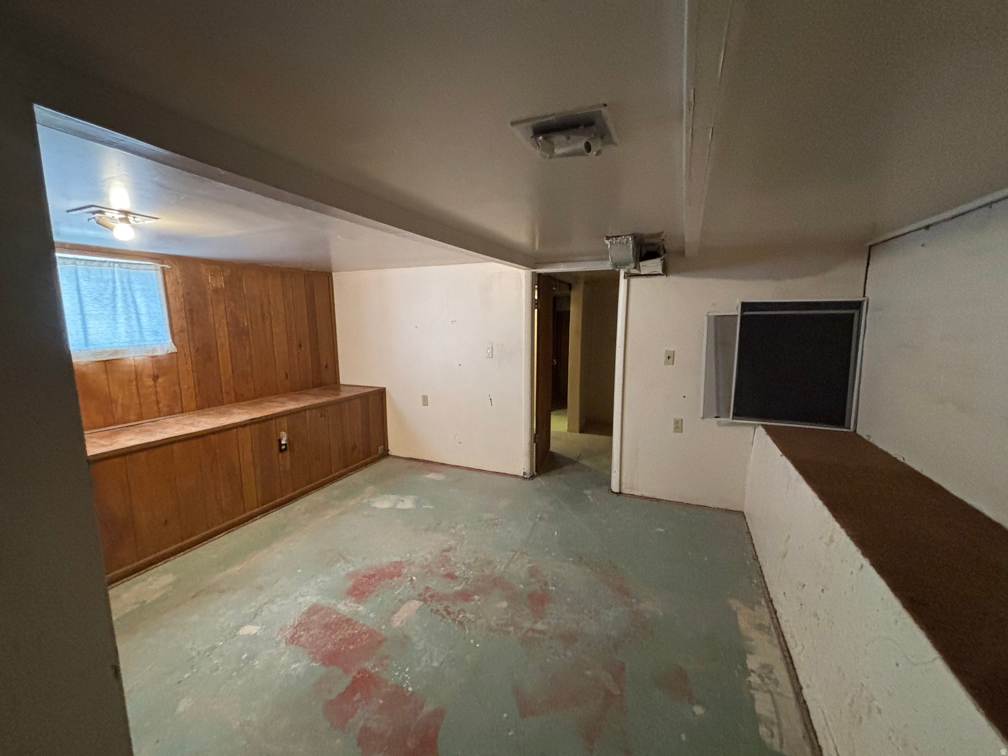main property photo 59