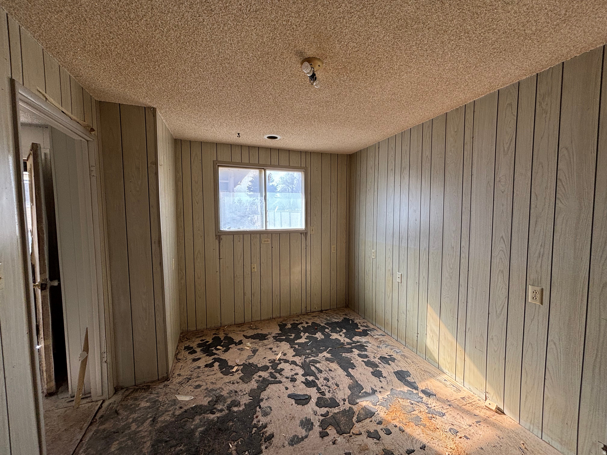 main property photo 81