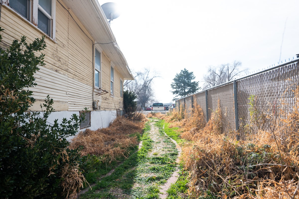 main property photo 88