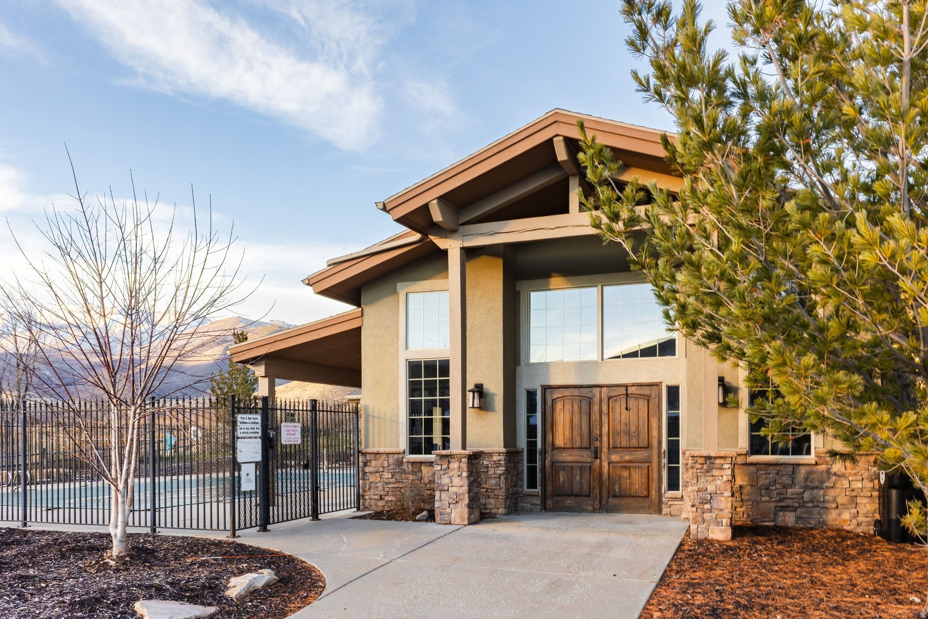 main property photo 45