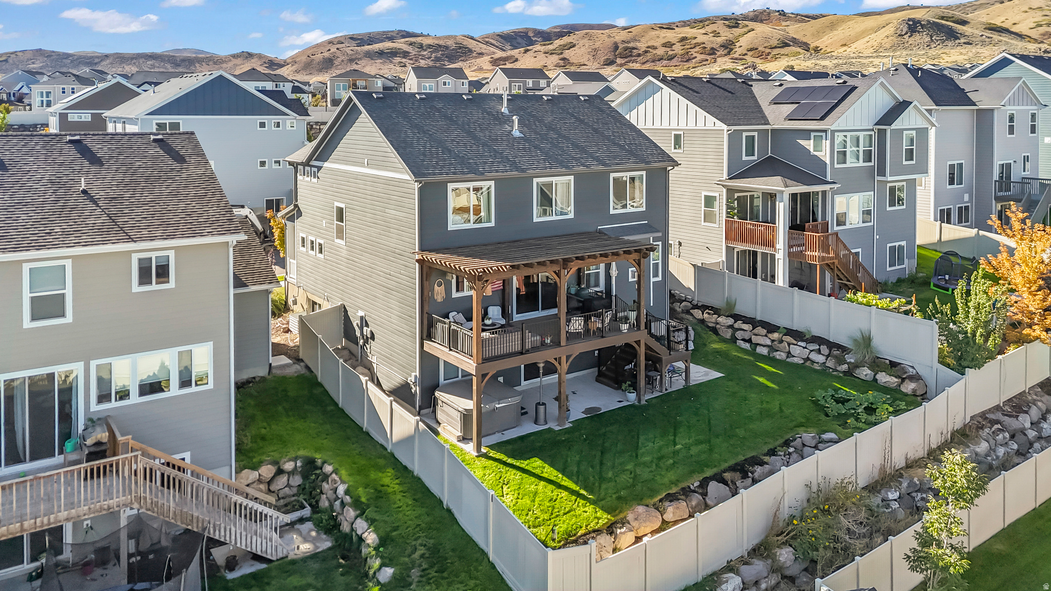 main property photo 44